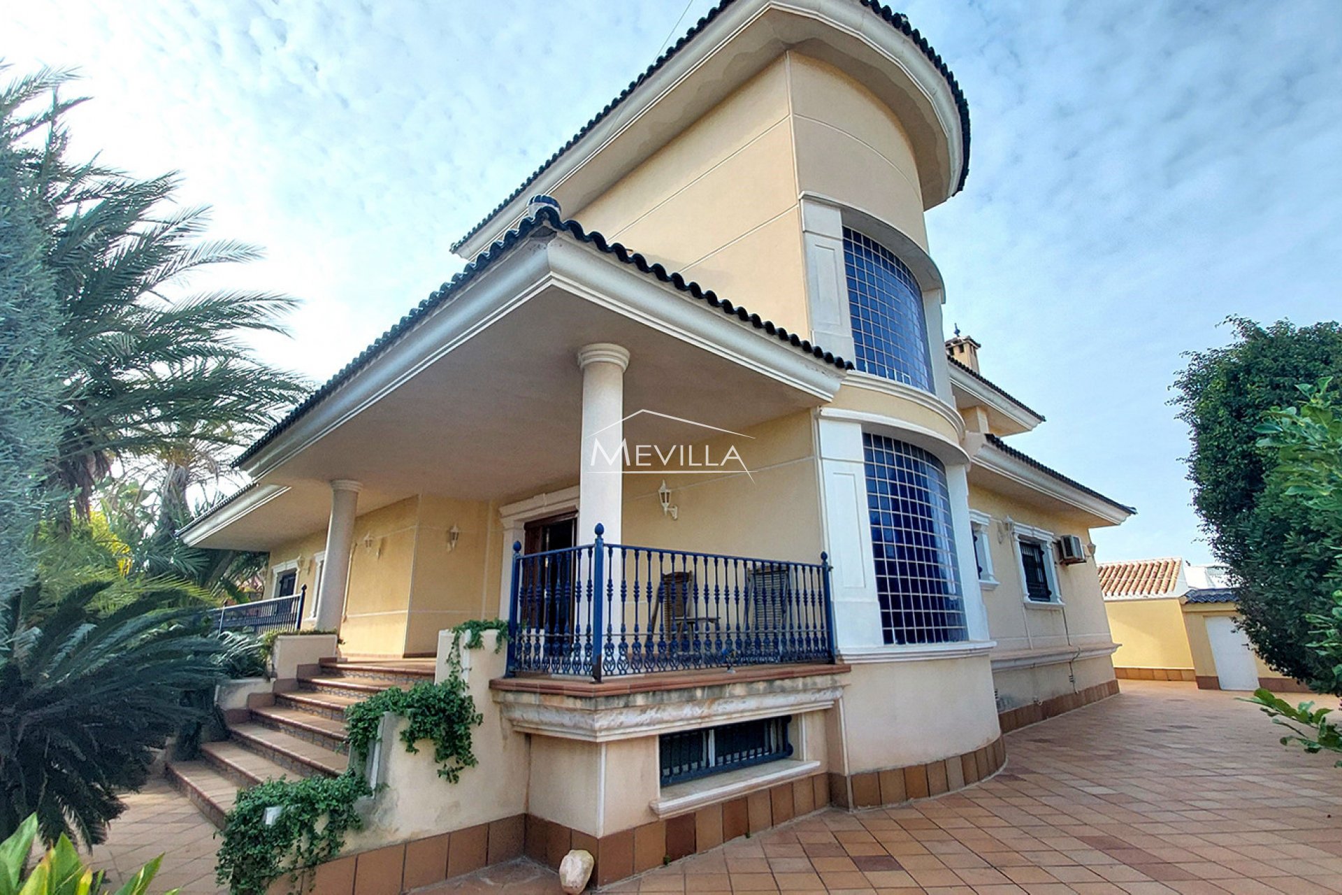 Resales - Villa - Torrevieja