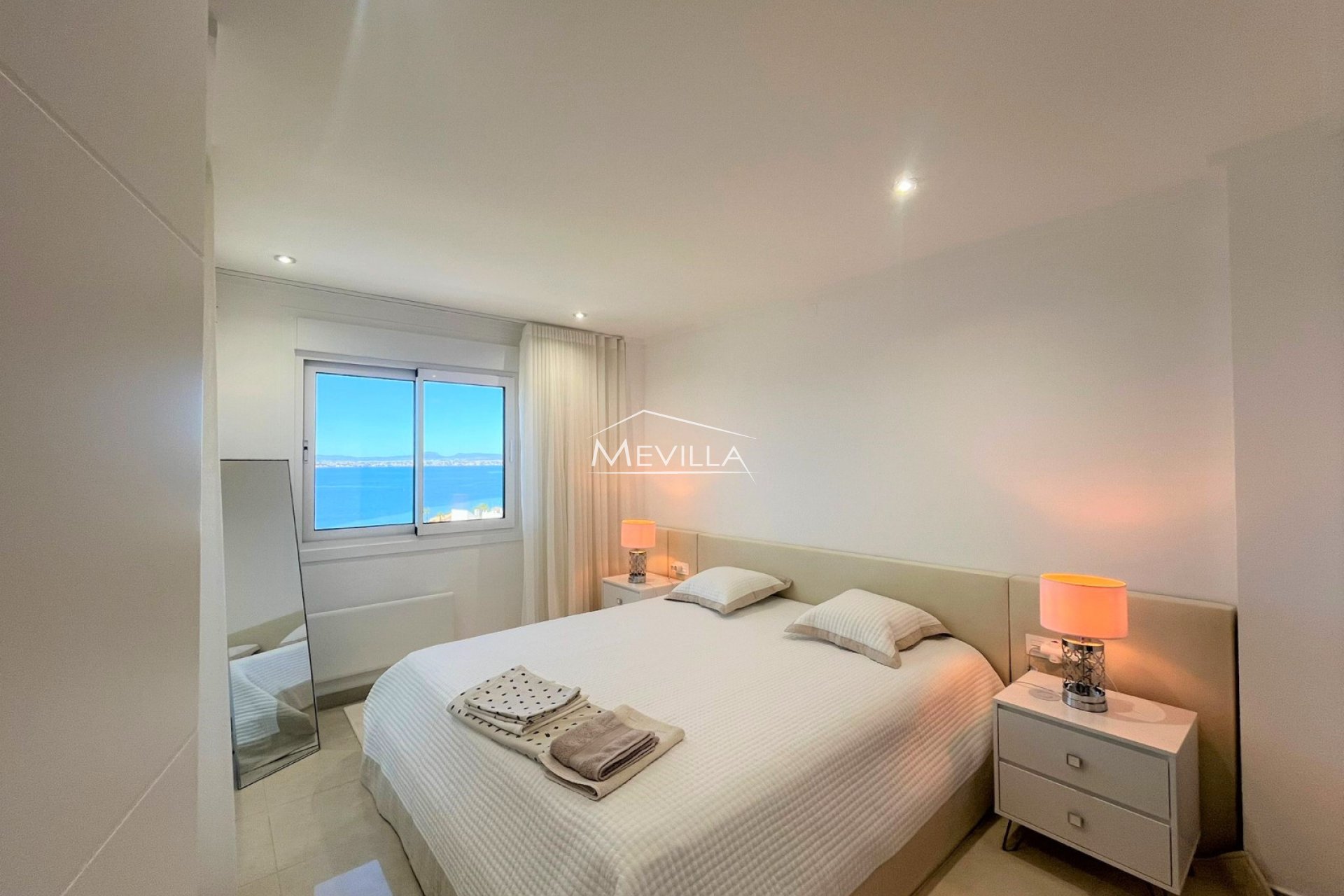 Reventas - Apartamento - La Manga