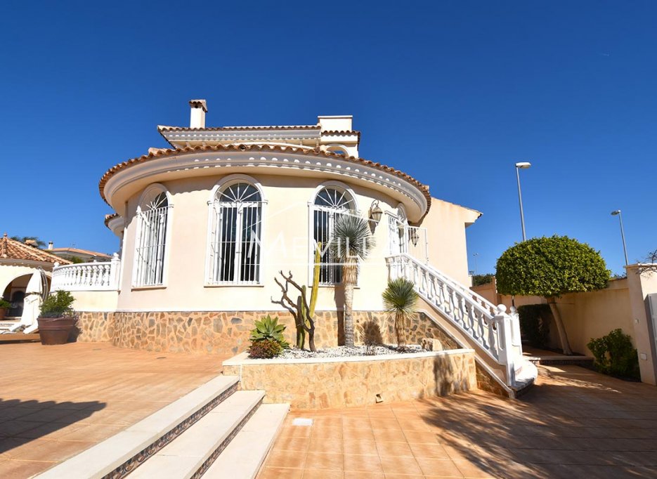 Reventas - Chalet / Villa - Guardamar / Ciudad Quesada / La Marina - Ciudad Quesada