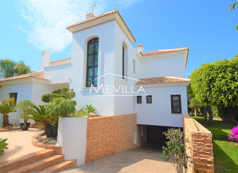 Reventas - Chalet / Villa - Orihuela Costa - Cabo Roig