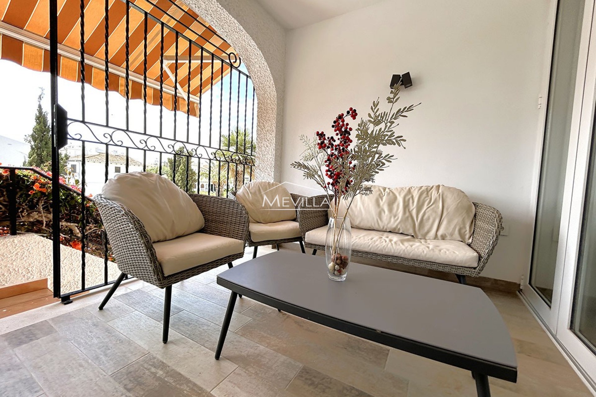Reventas - Chalet / Villa - Orihuela Costa - Cabo Roig