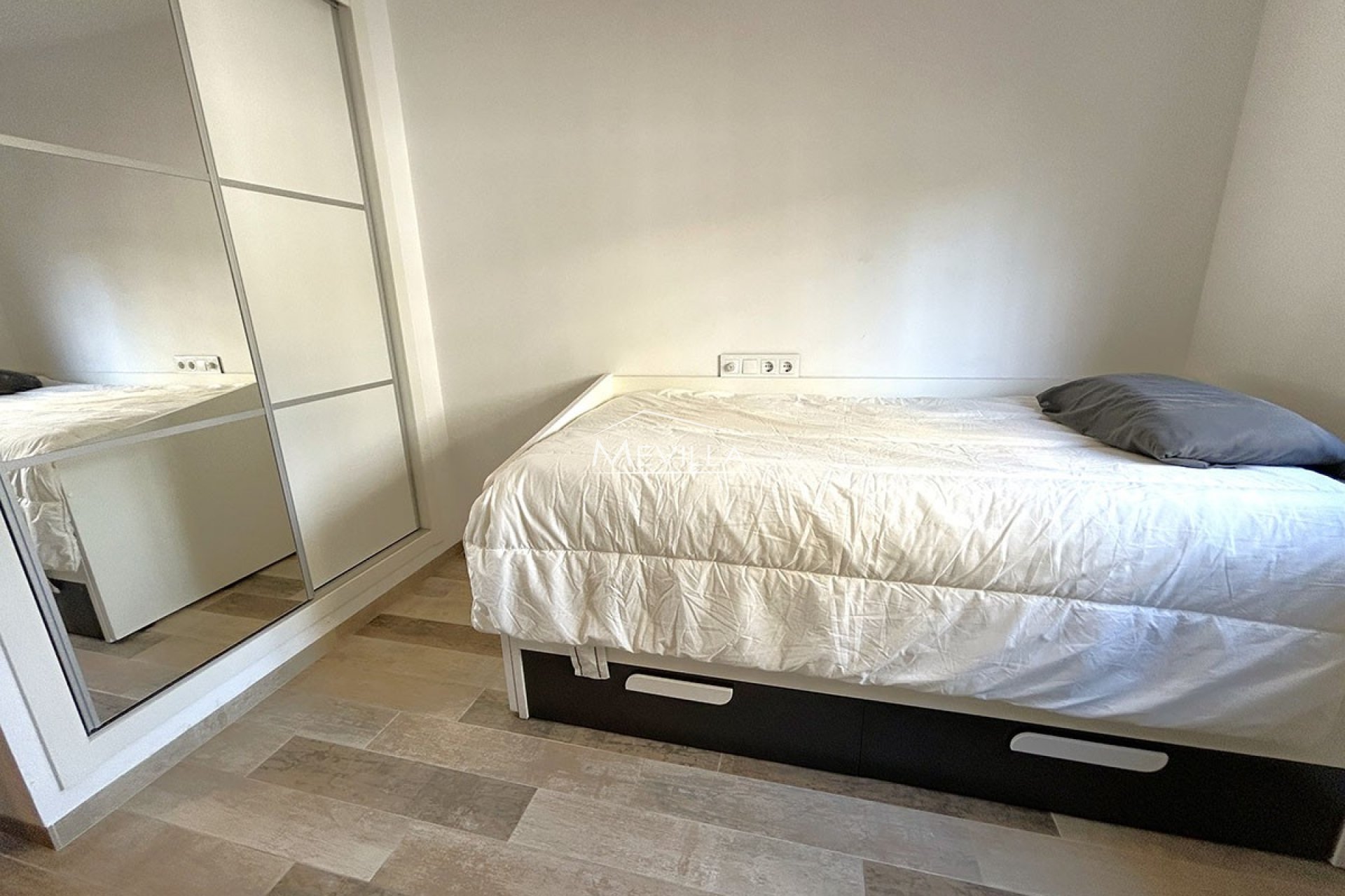 Reventas - Chalet / Villa - Orihuela Costa - Cabo Roig