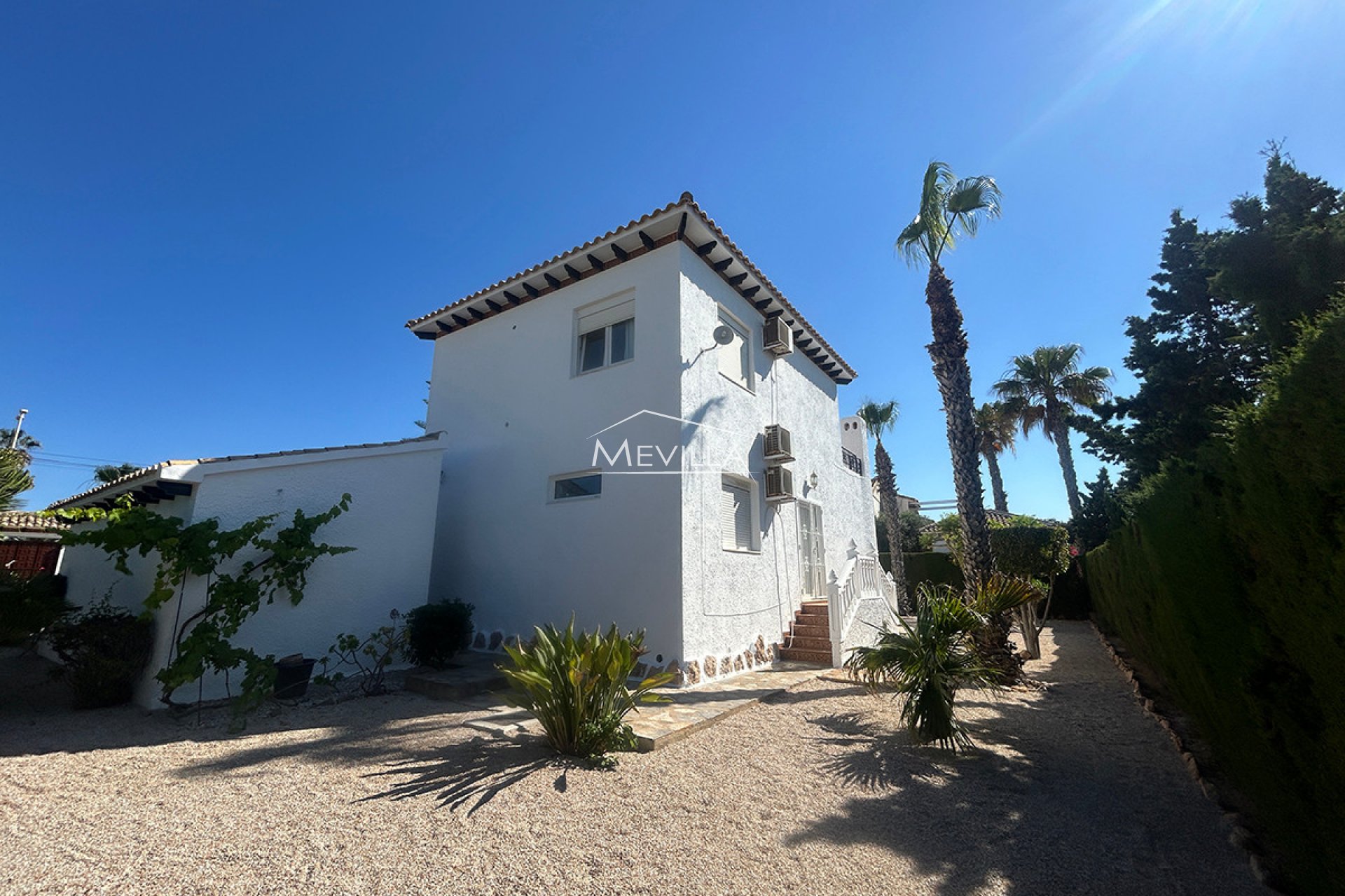 Reventas - Chalet / Villa - Orihuela Costa - Cabo Roig