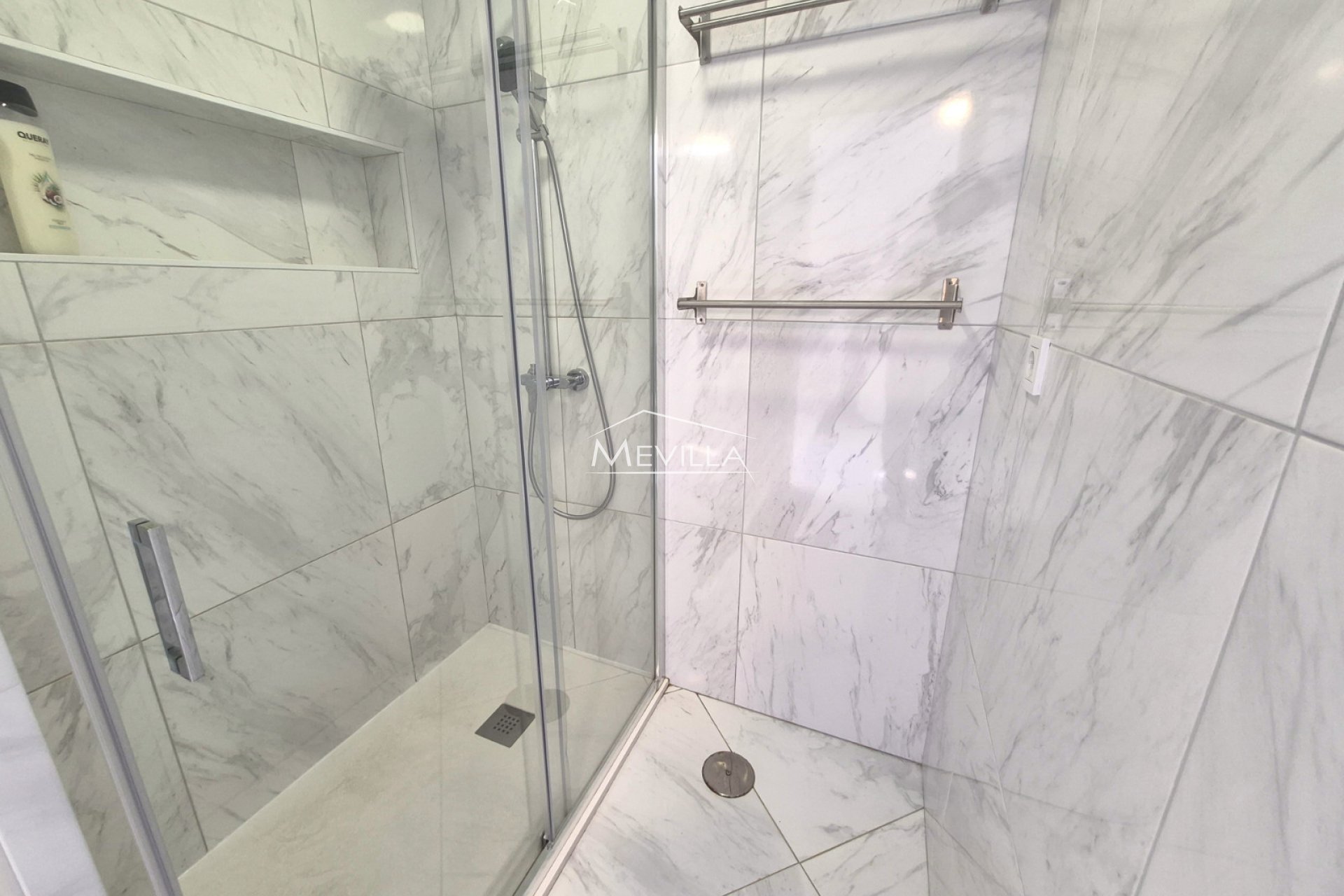 Reventas - Chalet / Villa - Orihuela Costa - Cabo Roig