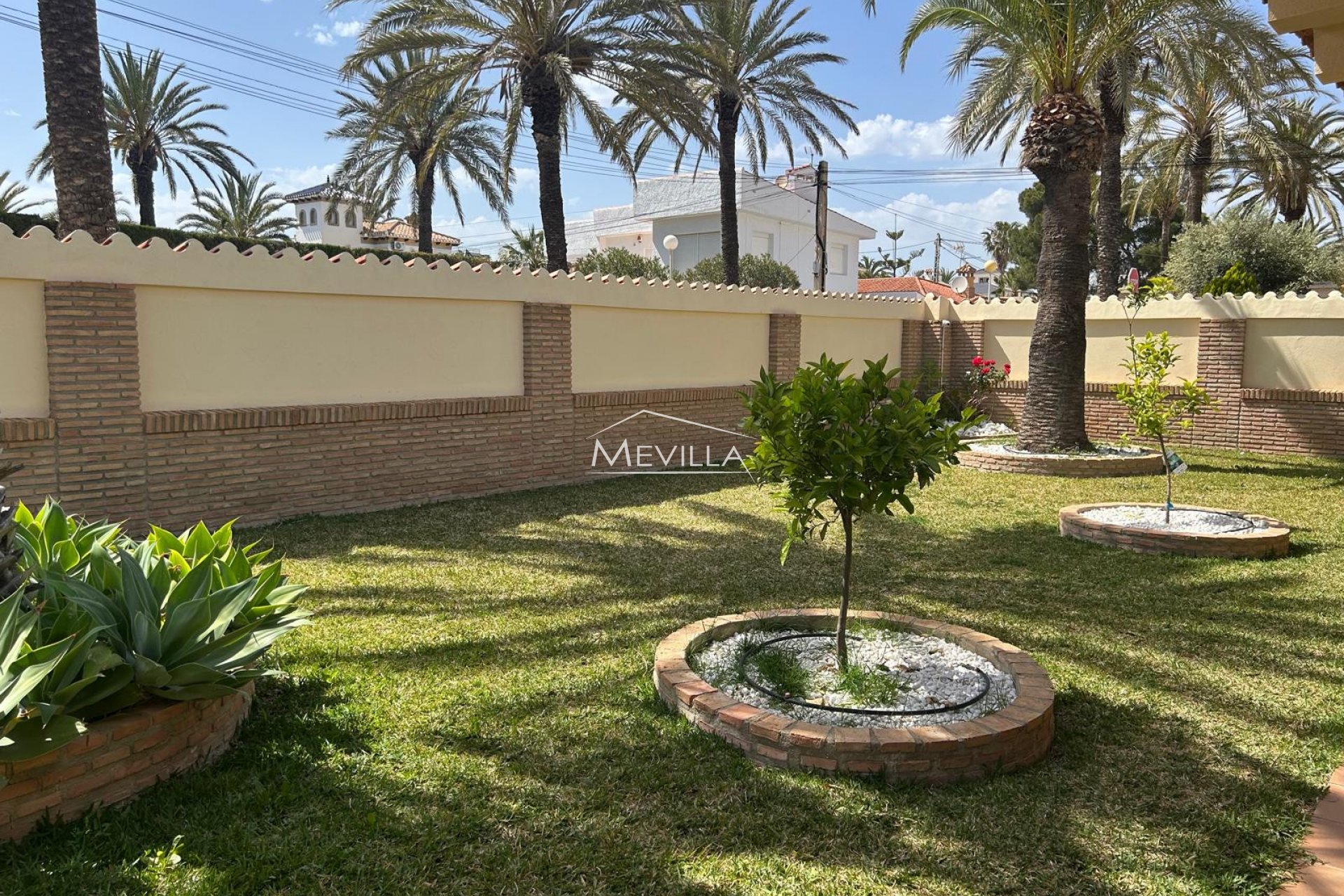 Reventas - Chalet / Villa - Orihuela Costa - Cabo Roig