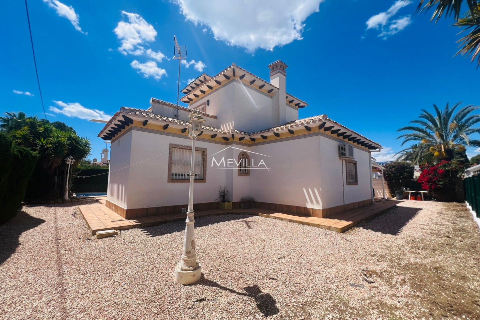 Reventas - Chalet / Villa - Orihuela Costa - Cabo Roig