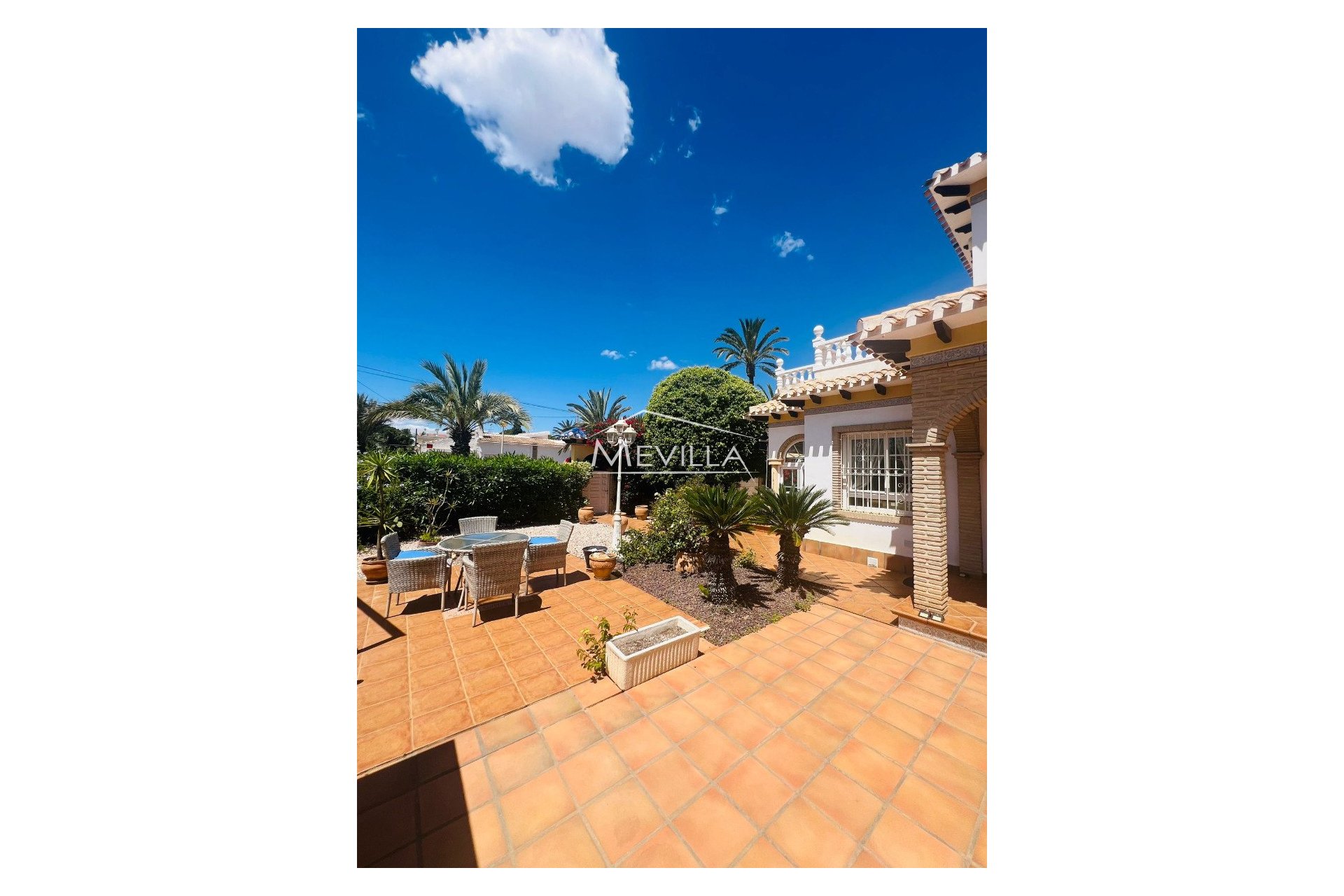 Reventas - Chalet / Villa - Orihuela Costa - Cabo Roig