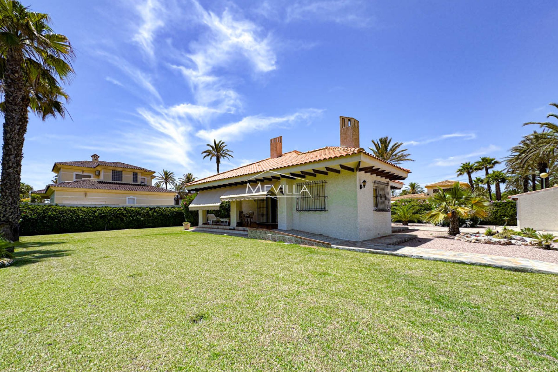 Reventas - Chalet / Villa - Orihuela Costa - Cabo Roig
