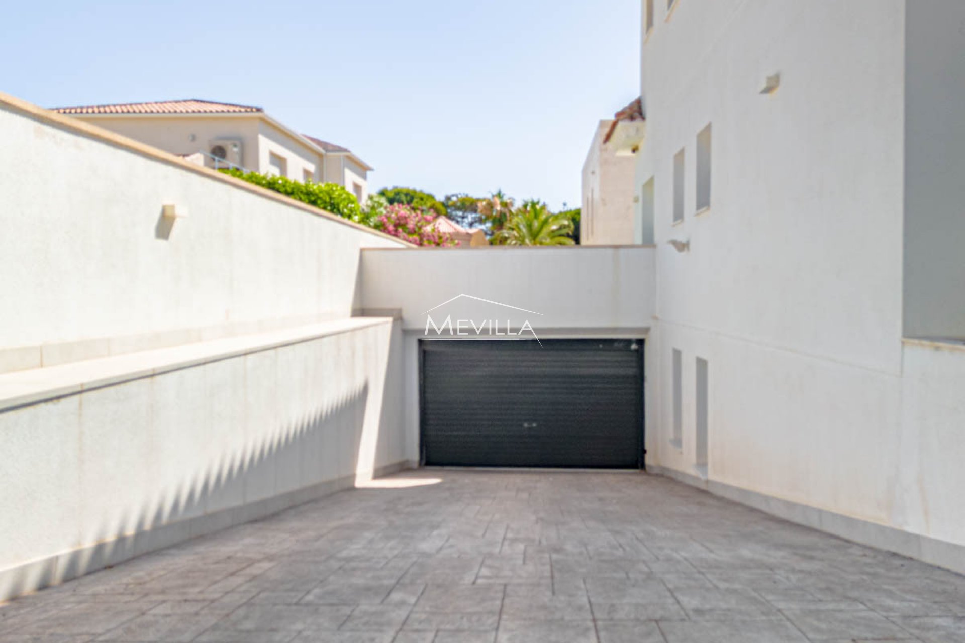 Reventas - Chalet / Villa - Orihuela Costa - Cabo Roig