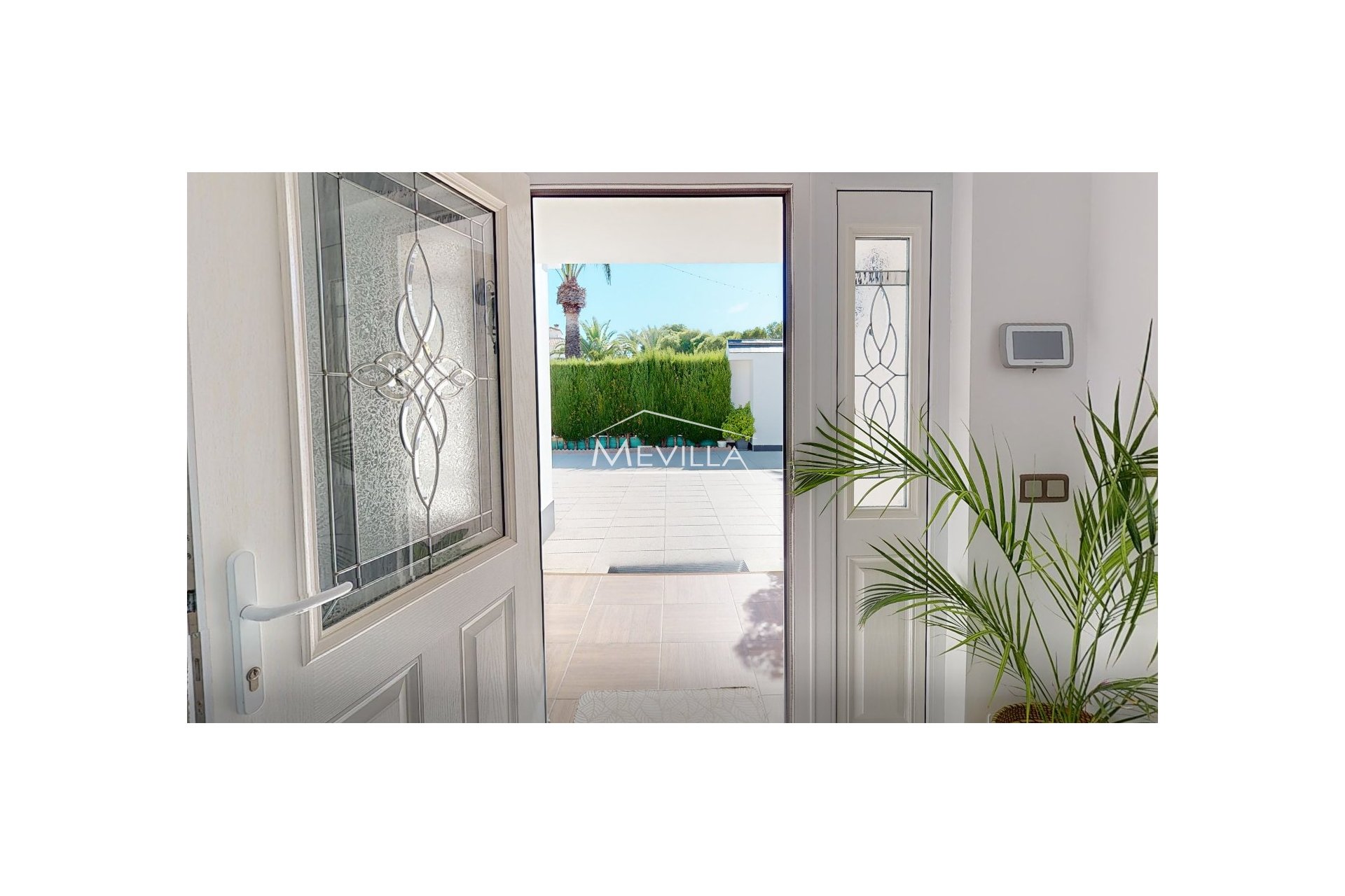 Reventas - Chalet / Villa - Orihuela Costa - Cabo Roig