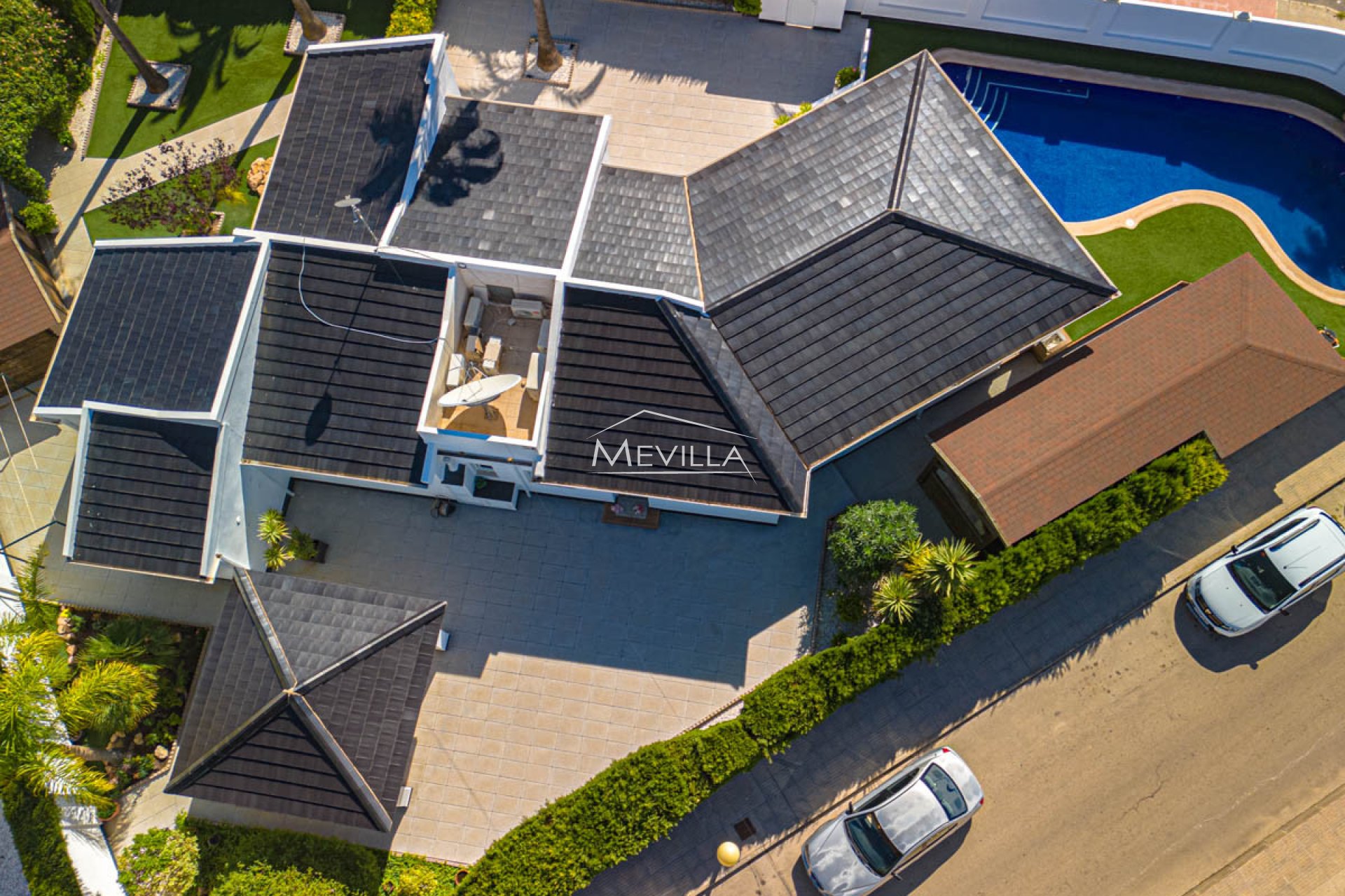 Reventas - Chalet / Villa - Orihuela Costa - Cabo Roig