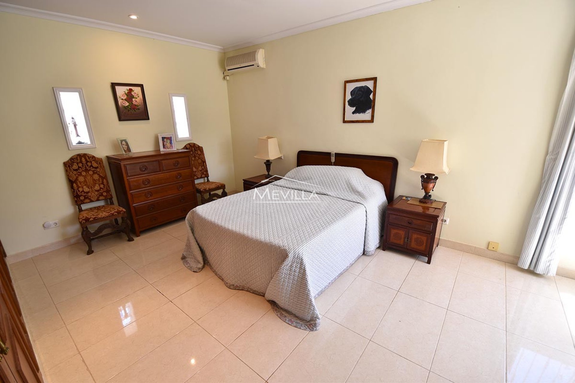 Reventas - Chalet / Villa - Orihuela Costa - Campoamor