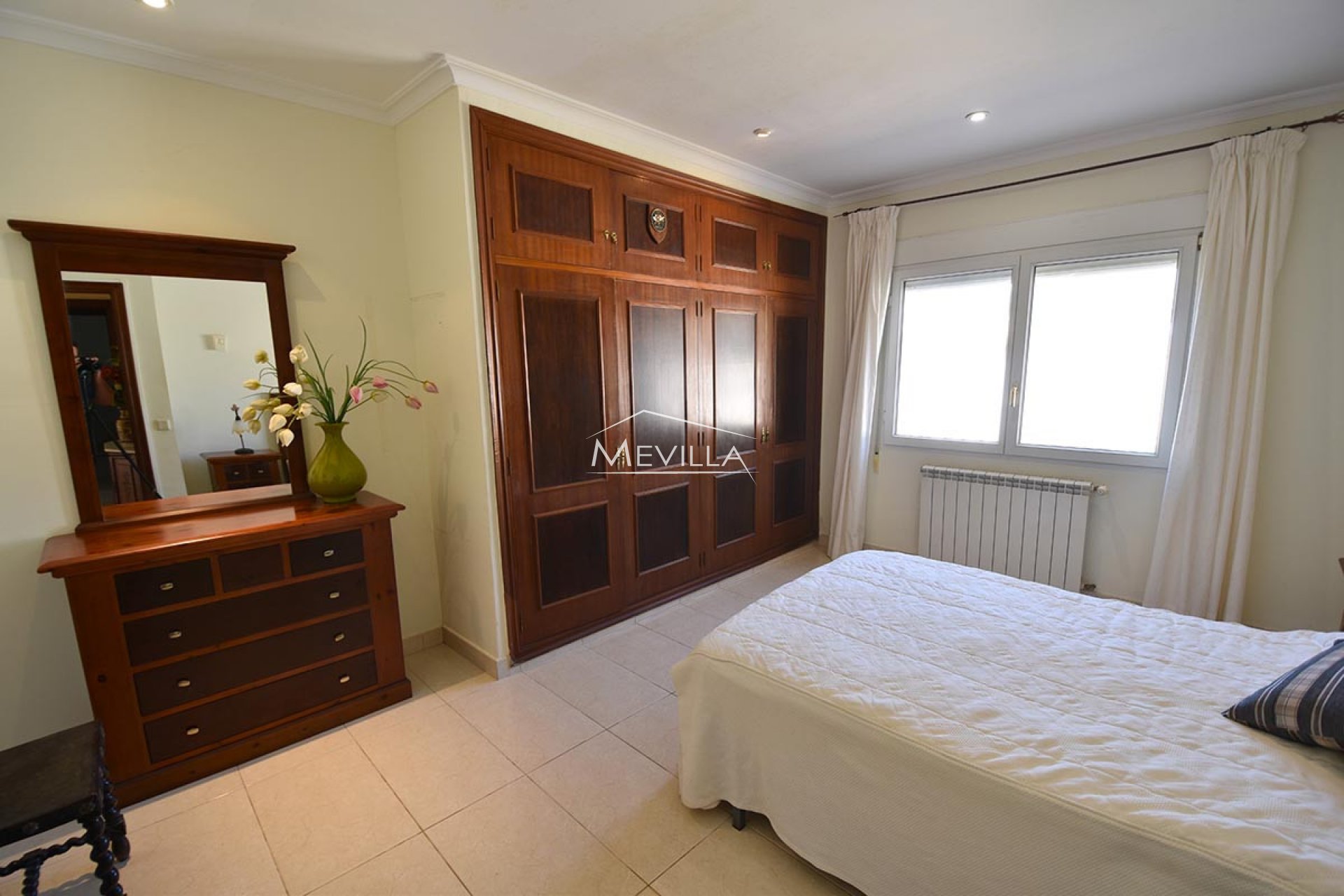 Reventas - Chalet / Villa - Orihuela Costa - Campoamor