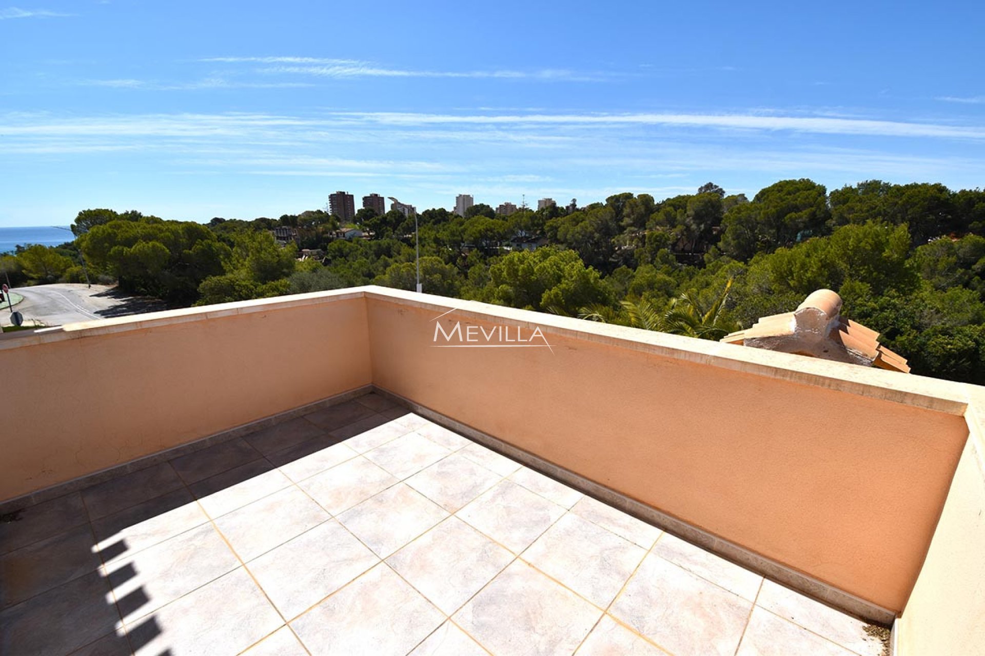 Reventas - Chalet / Villa - Orihuela Costa - Campoamor