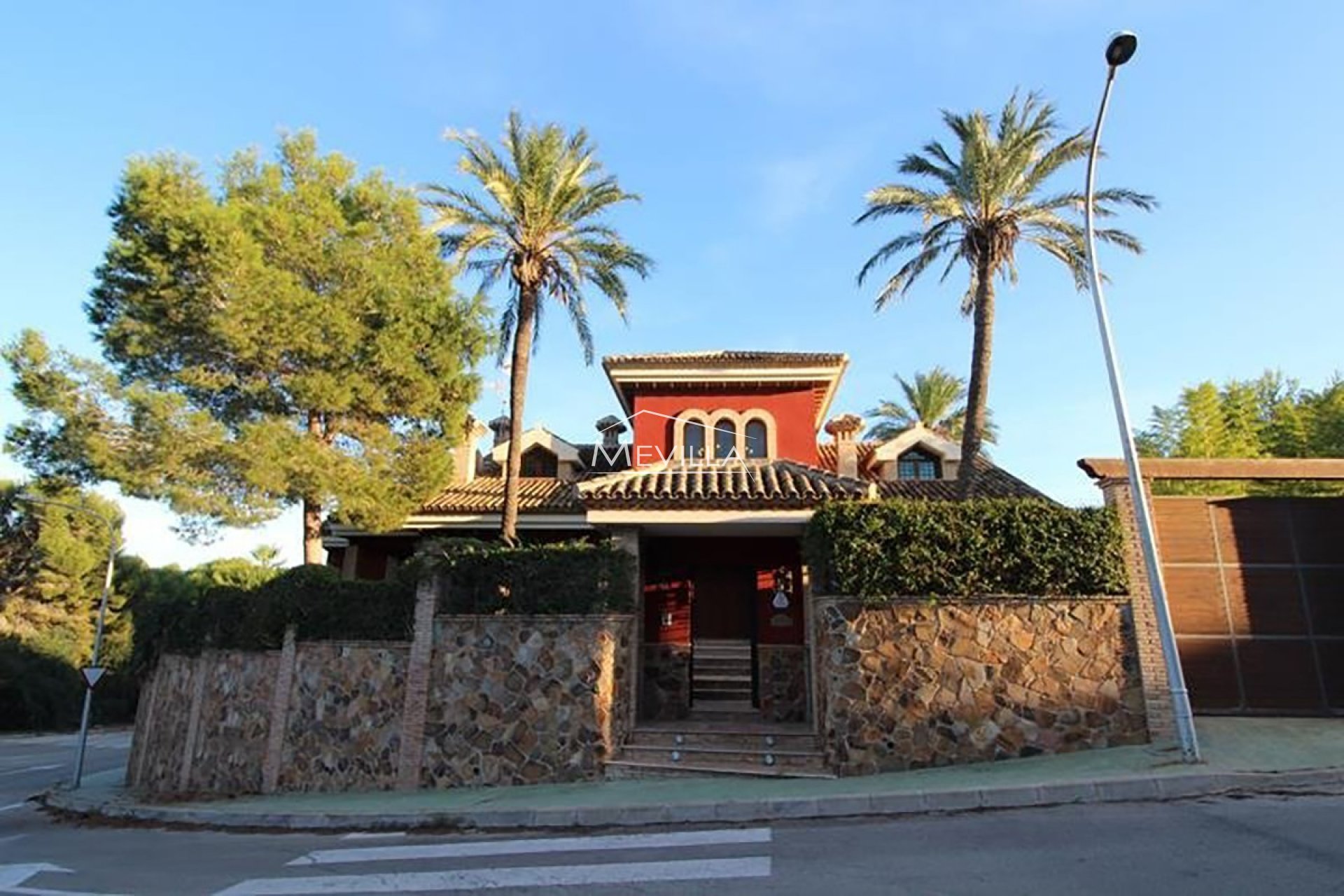 Reventas - Chalet / Villa - Orihuela Costa - Campoamor