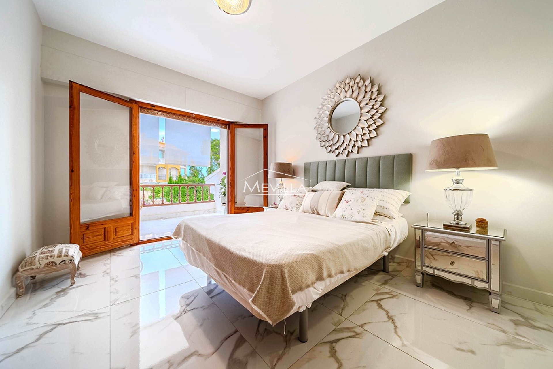 Reventas - Chalet / Villa - Orihuela Costa - Campoamor