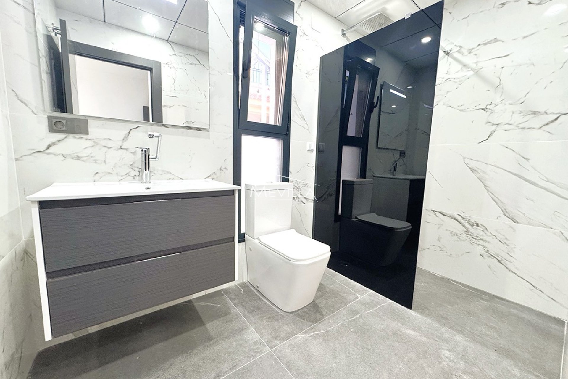 Reventas - Chalet / Villa - Orihuela Costa - Campoamor