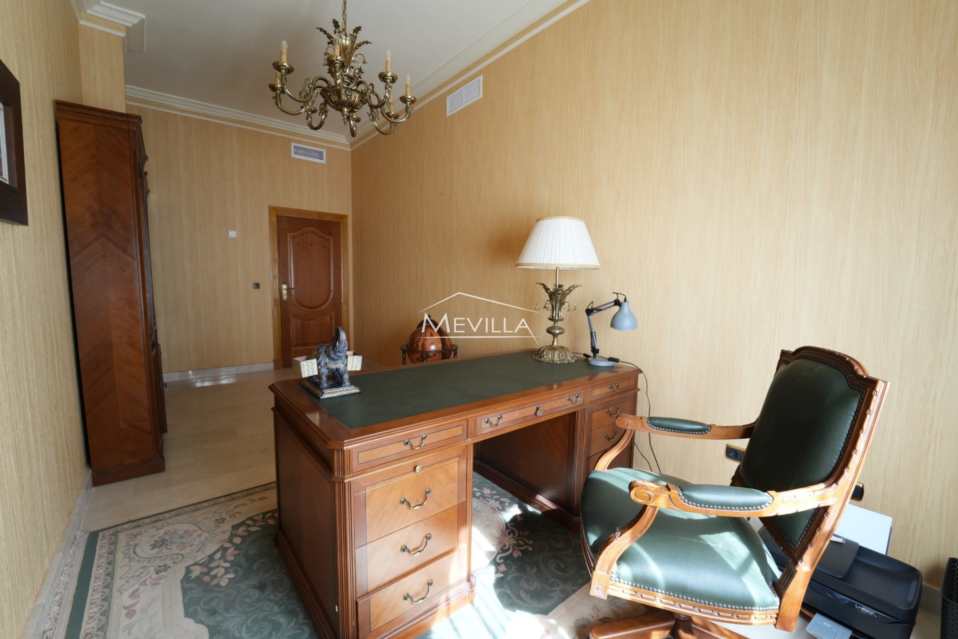 Reventas - Chalet / Villa - Orihuela Costa - Campoamor