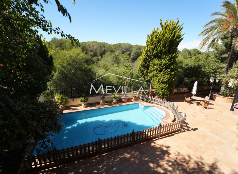 Reventas - Chalet / Villa - Orihuela Costa - Campoamor
