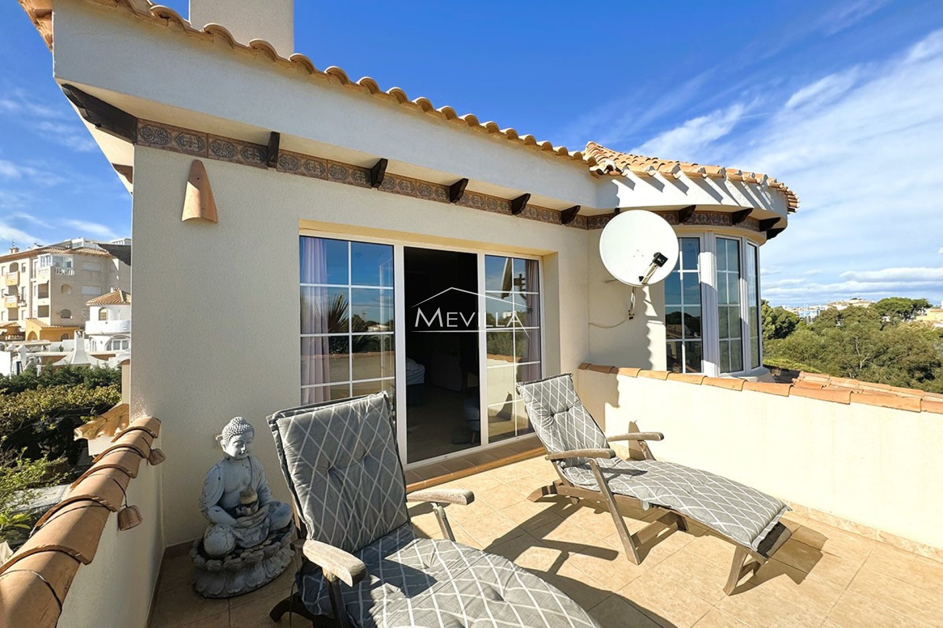 Reventas - Chalet / Villa - Orihuela Costa - La Zenia