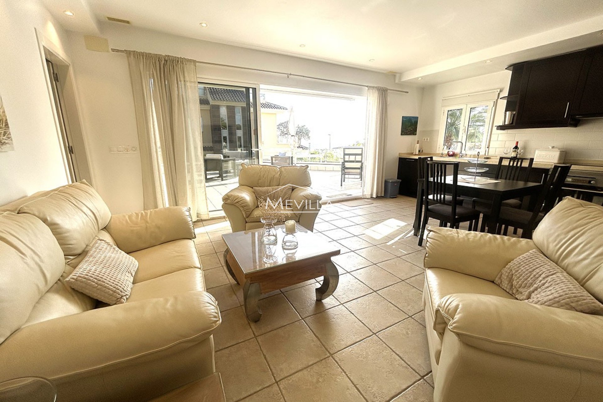 Reventas - Chalet / Villa - Orihuela Costa - La Zenia