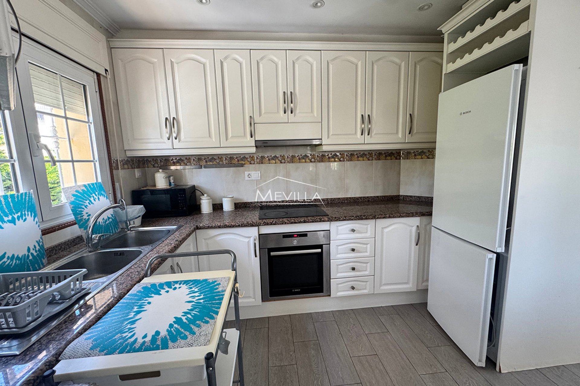 Reventas - Chalet / Villa - Orihuela Costa - La Zenia