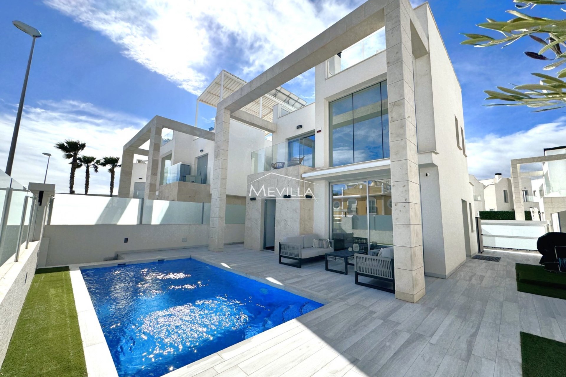 Reventas - Chalet / Villa - Orihuela Costa - Lomas de Cabo Roig