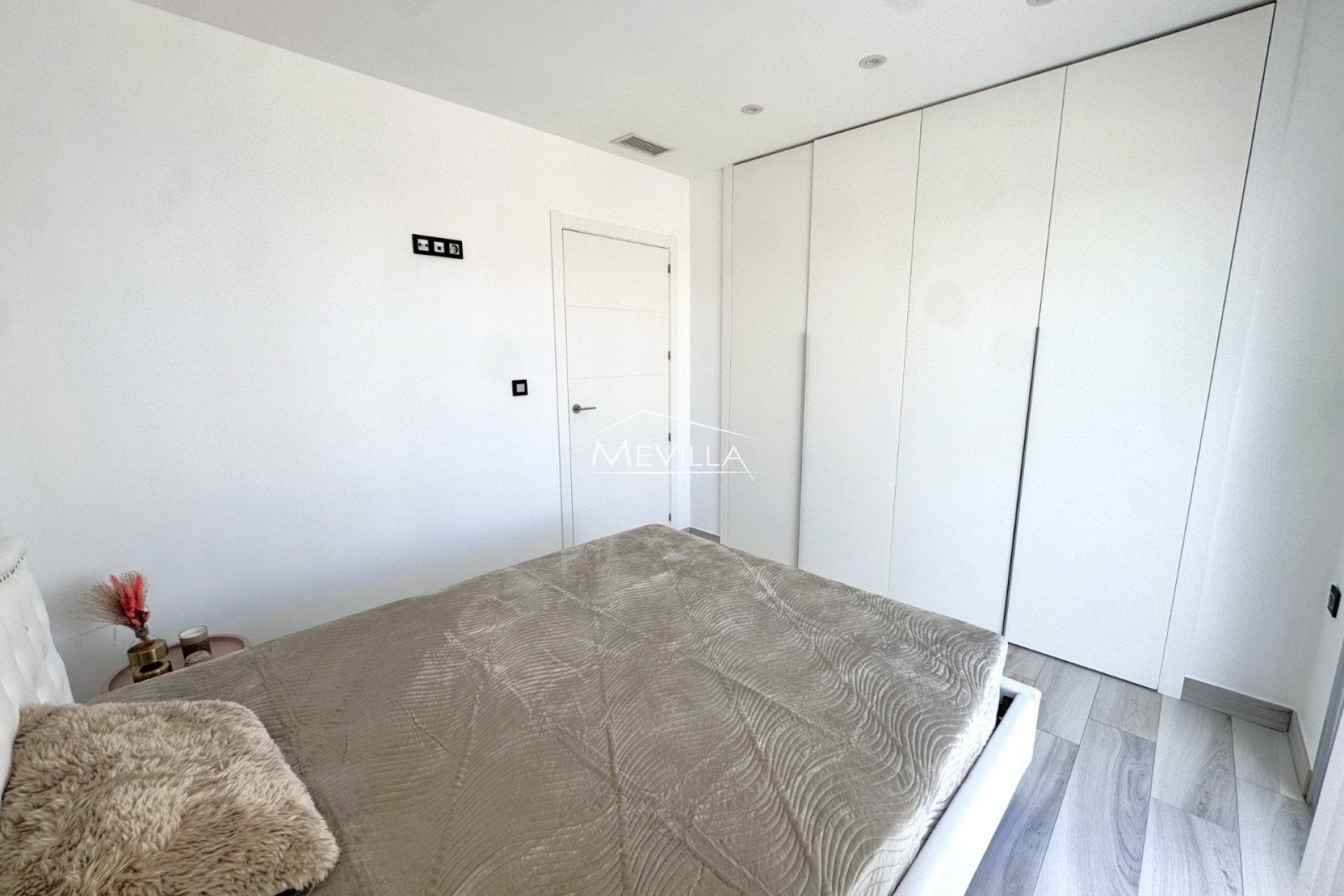 Reventas - Chalet / Villa - Orihuela Costa - Lomas de Cabo Roig