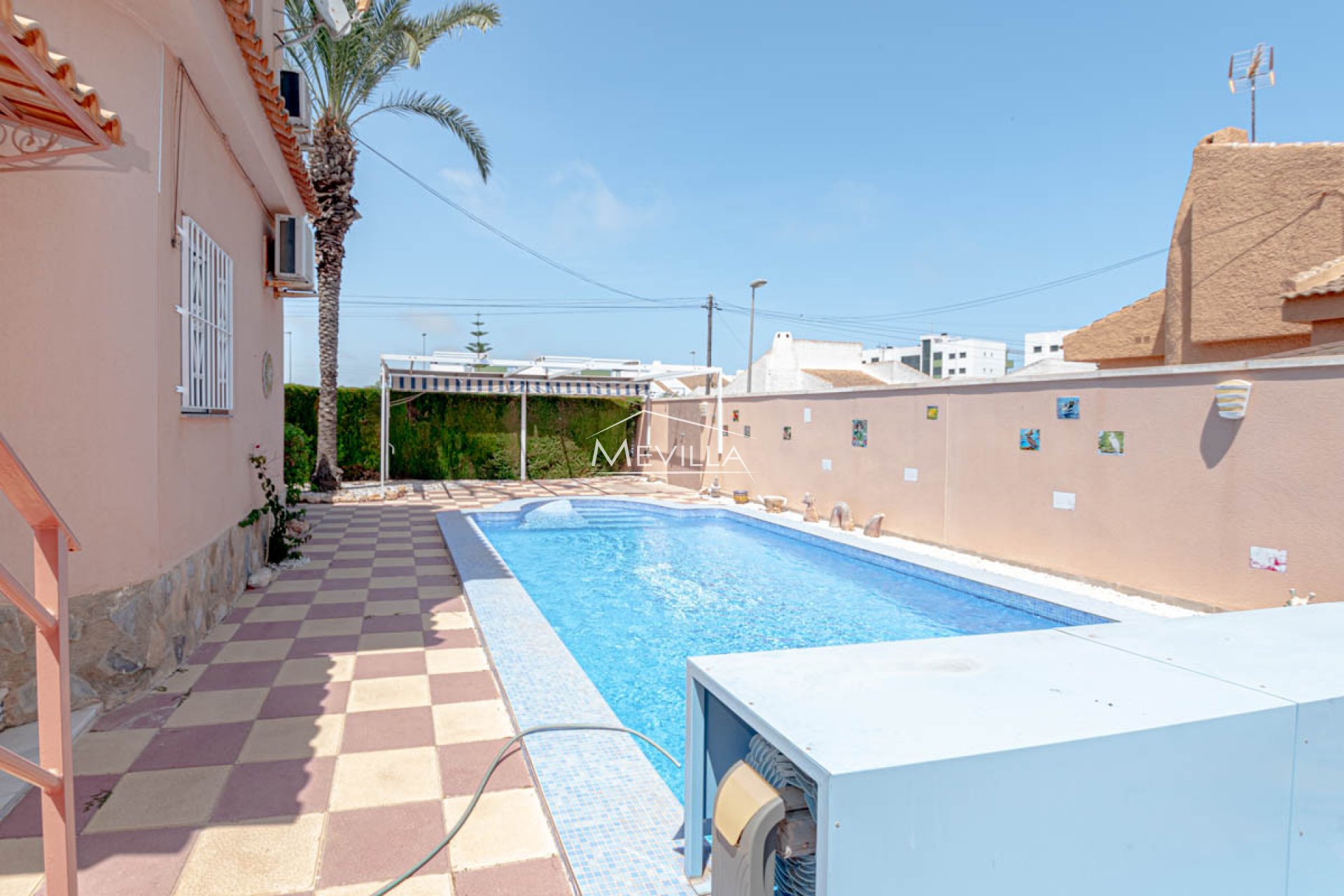 Reventas - Chalet / Villa - Orihuela Costa - Mil Palmeras