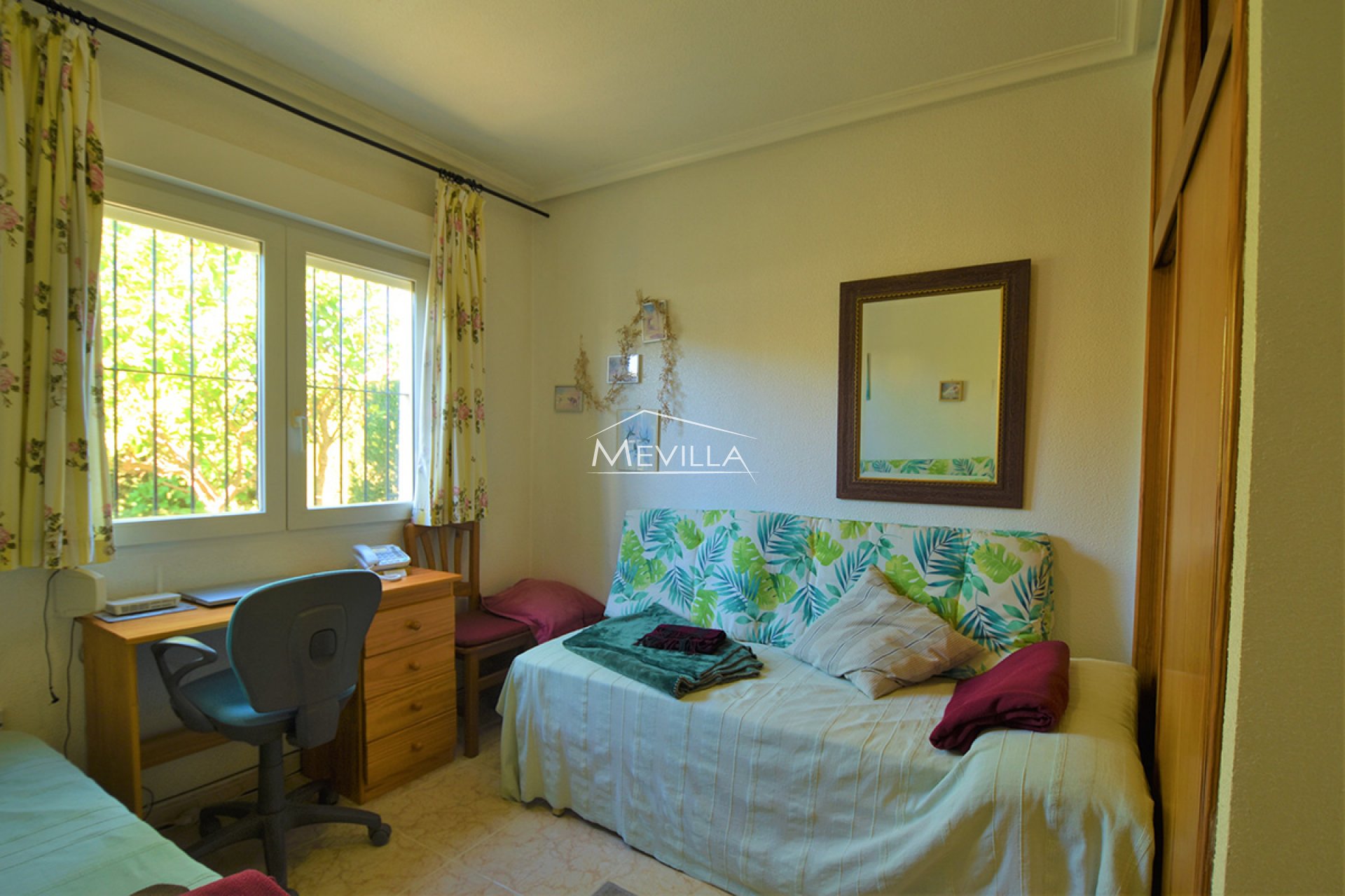 Reventas - Chalet / Villa - Orihuela Costa - Playa Flamenca