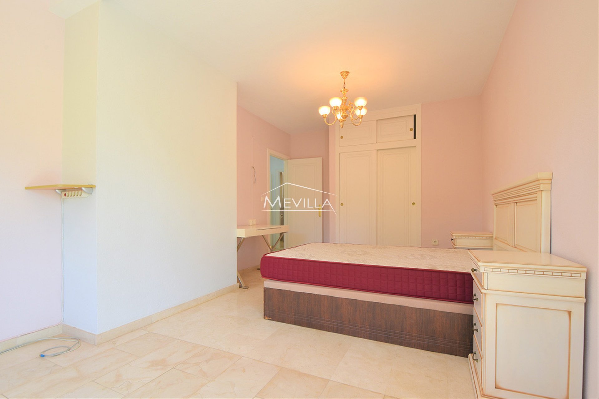 Reventas - Chalet / Villa - Orihuela Costa - Playa Flamenca