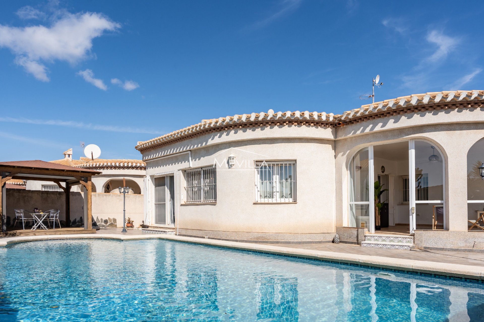 Reventas - Chalet / Villa - Orihuela Costa - Playa Flamenca