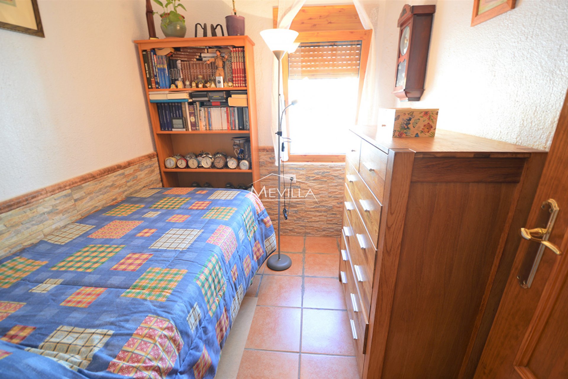 Reventas - Chalet / Villa - Orihuela Costa - Punta Prima