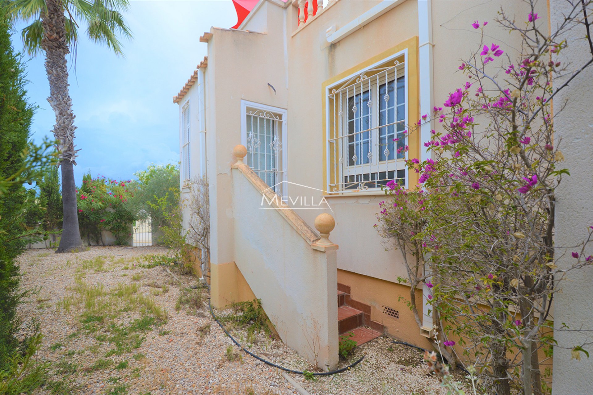 Reventas - Chalet / Villa - Orihuela Costa - Villamartin