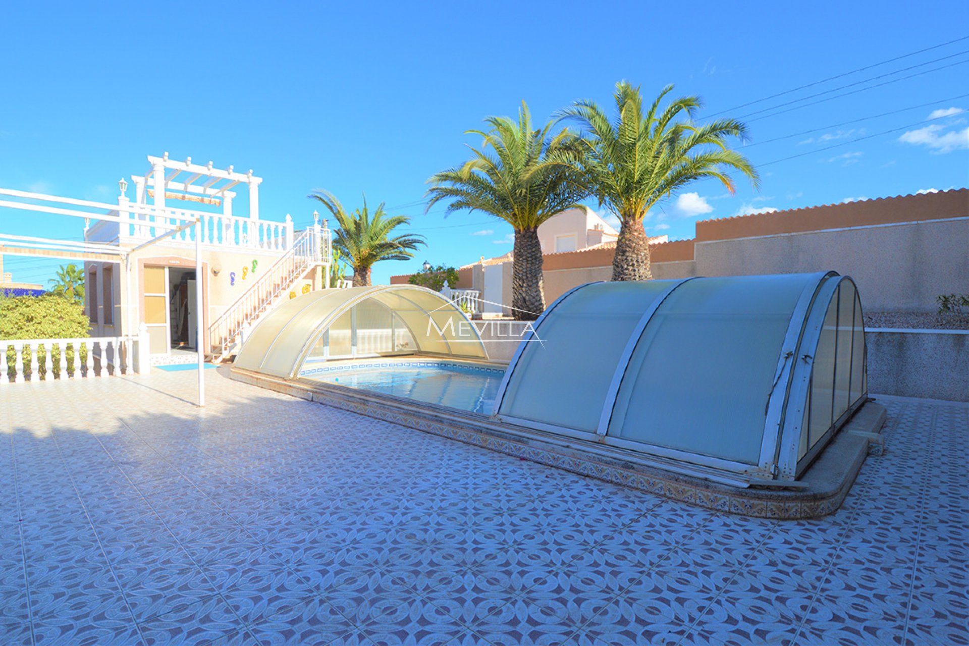 Reventas - Chalet / Villa - Orihuela Costa - Villamartin