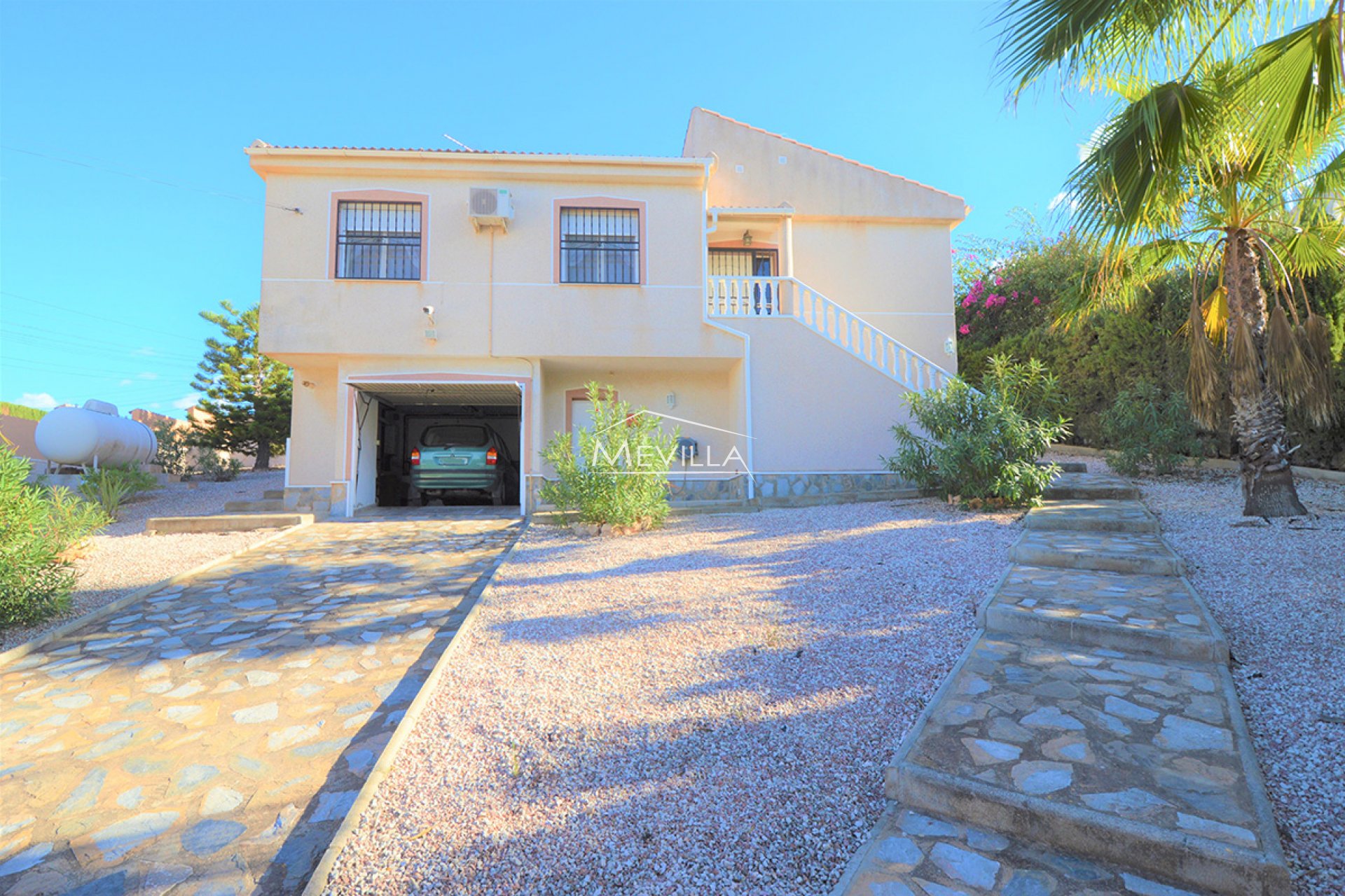 Reventas - Chalet / Villa - Orihuela Costa - Villamartin