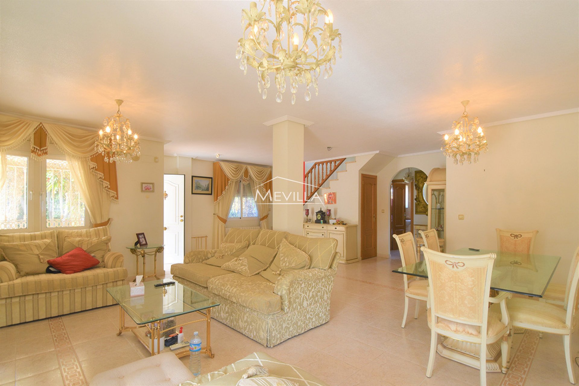 Reventas - Chalet / Villa - Orihuela Costa - Villamartin