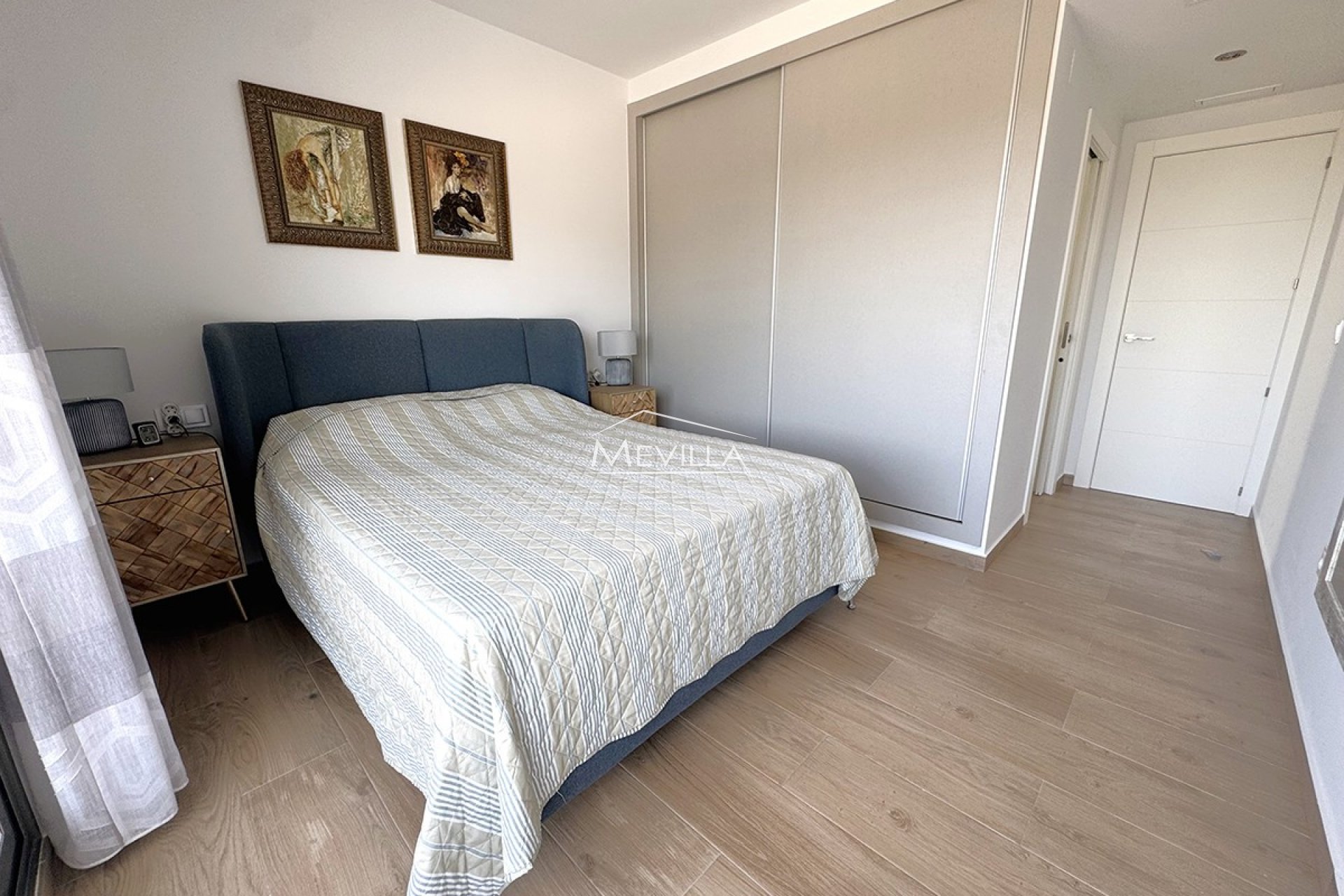 Reventas - Chalet / Villa - Orihuela Costa - Villamartin