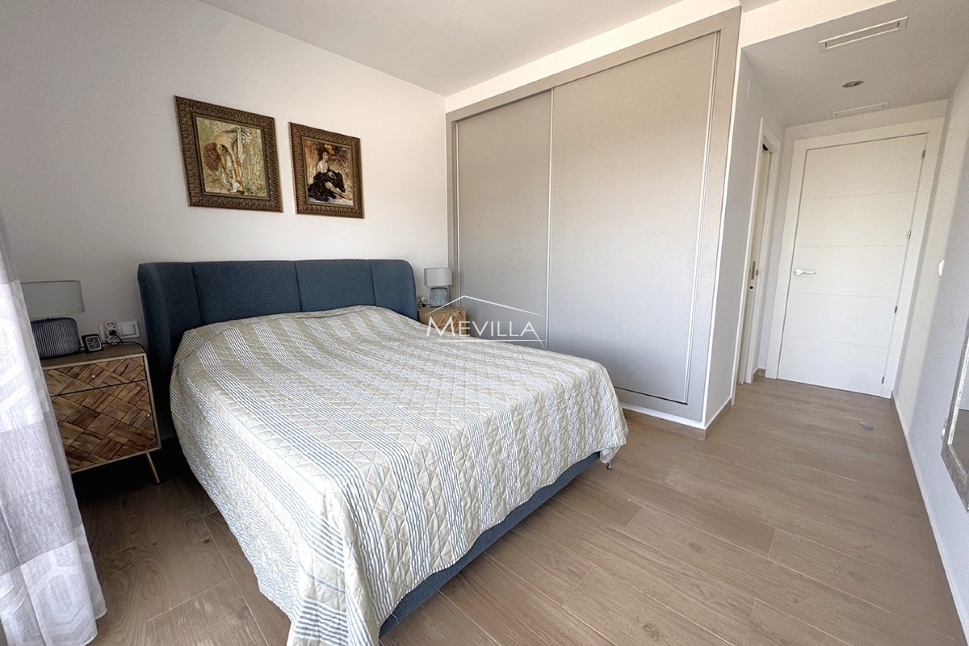Reventas - Chalet / Villa - Orihuela Costa - Villamartin
