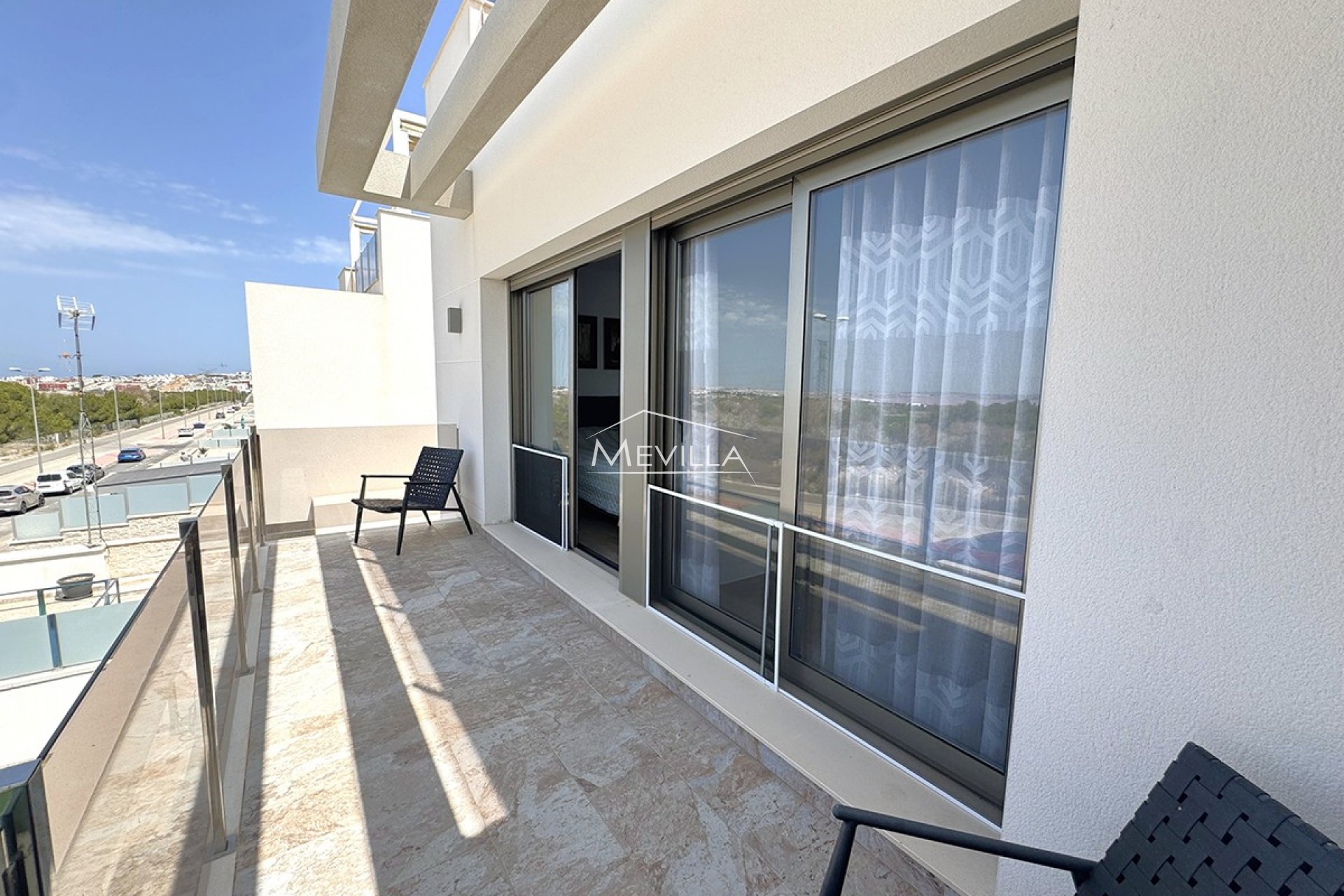 Reventas - Chalet / Villa - Orihuela Costa - Villamartin