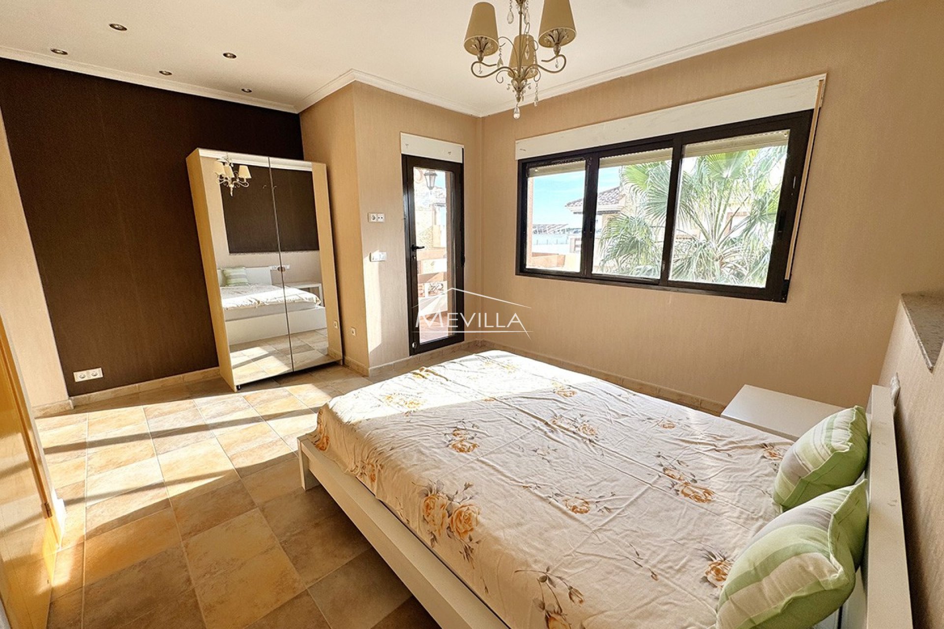 Reventas - Chalet / Villa - Orihuela Costa - Villamartin