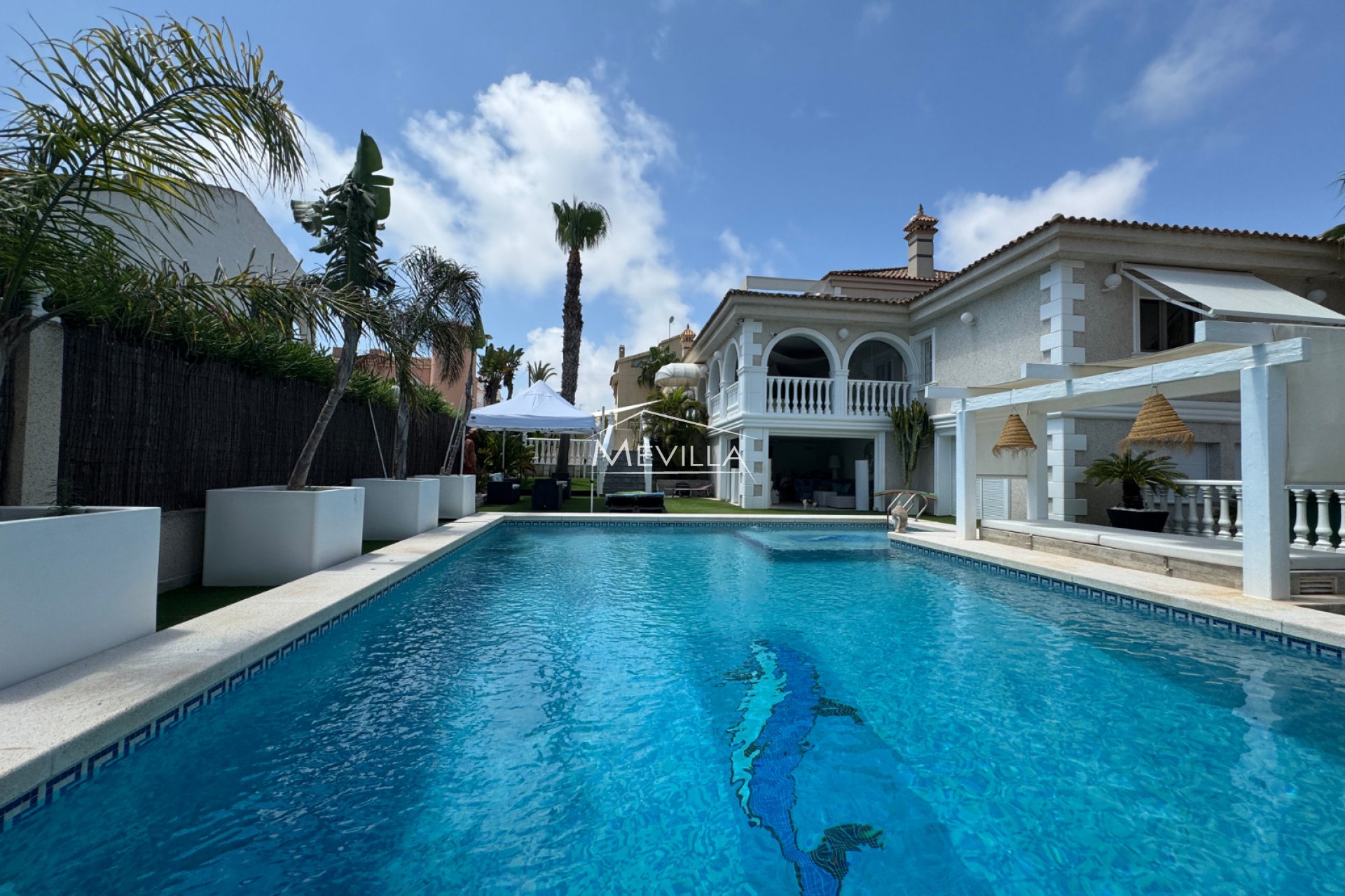 Reventas - Chalet / Villa - Orihuela