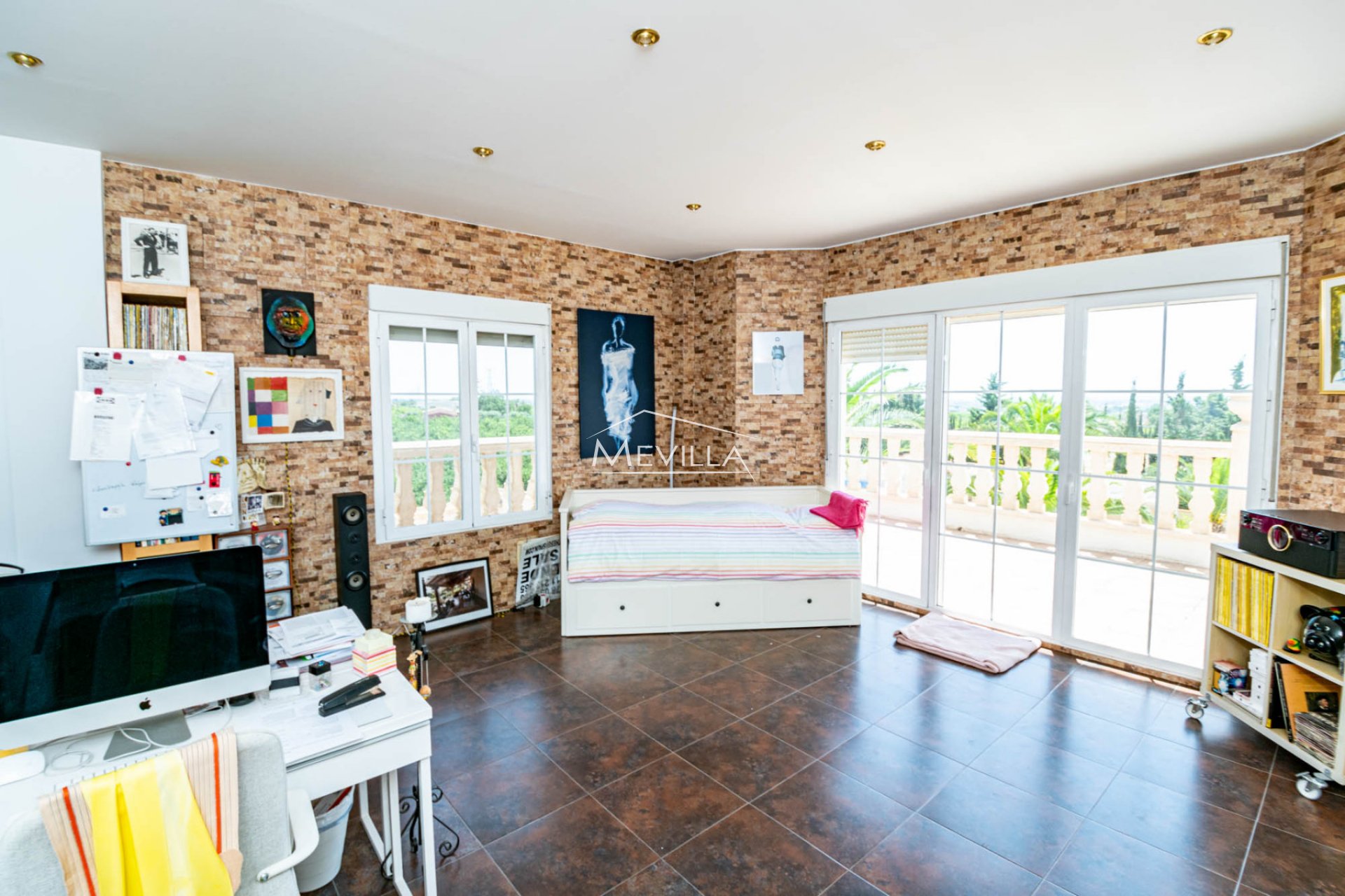 Reventas - Chalet / Villa - Orihuela