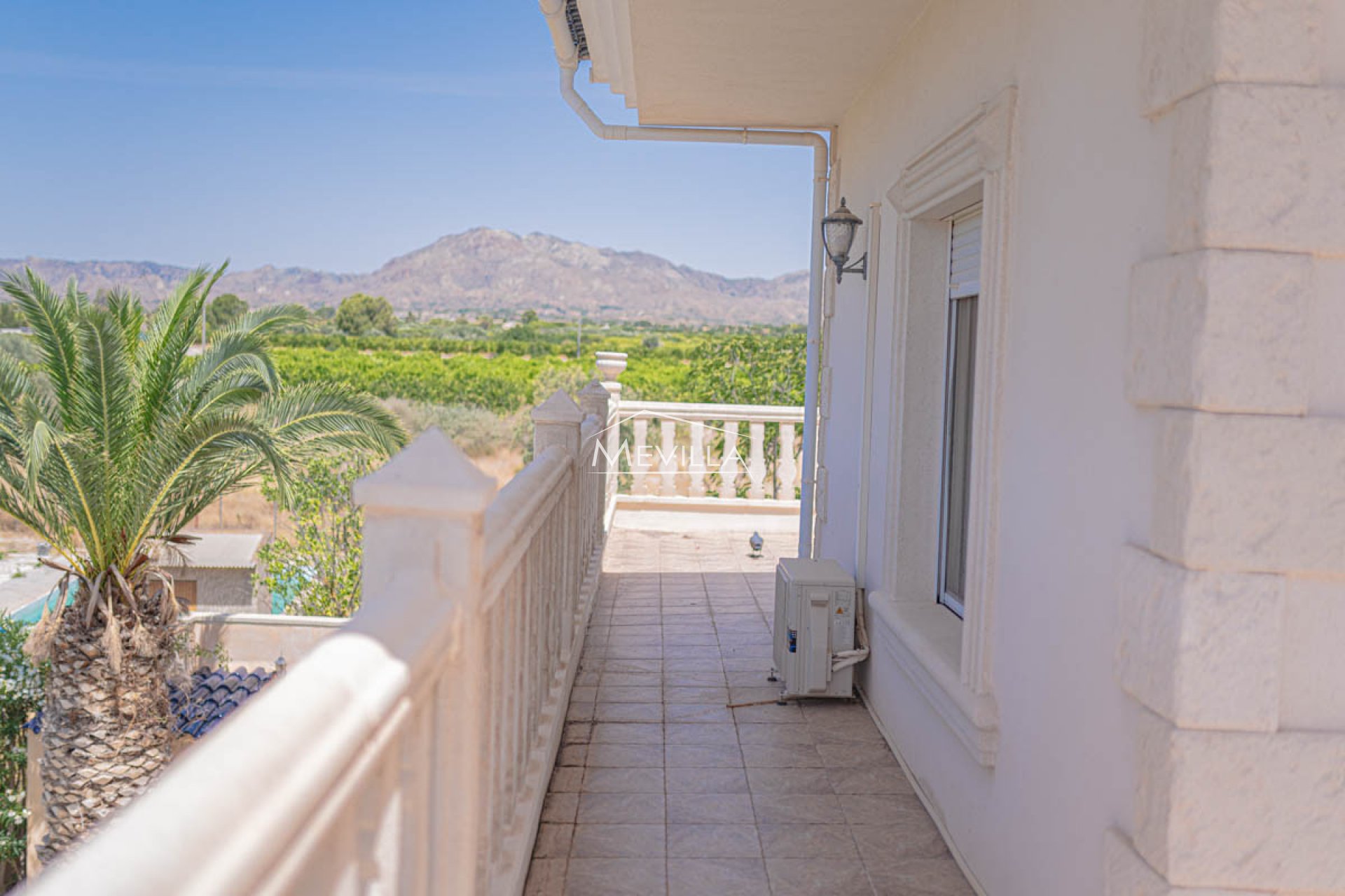 Reventas - Chalet / Villa - Orihuela