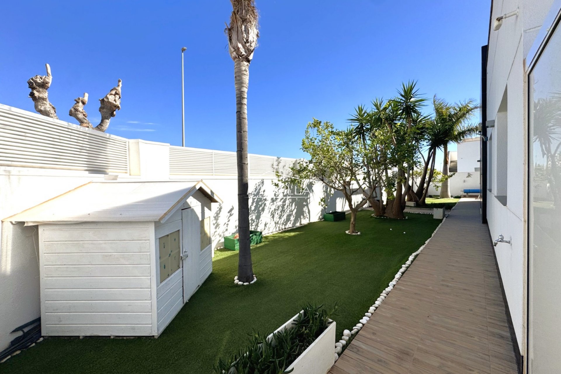 Reventas - Chalet / Villa - Pilar de la Horadada