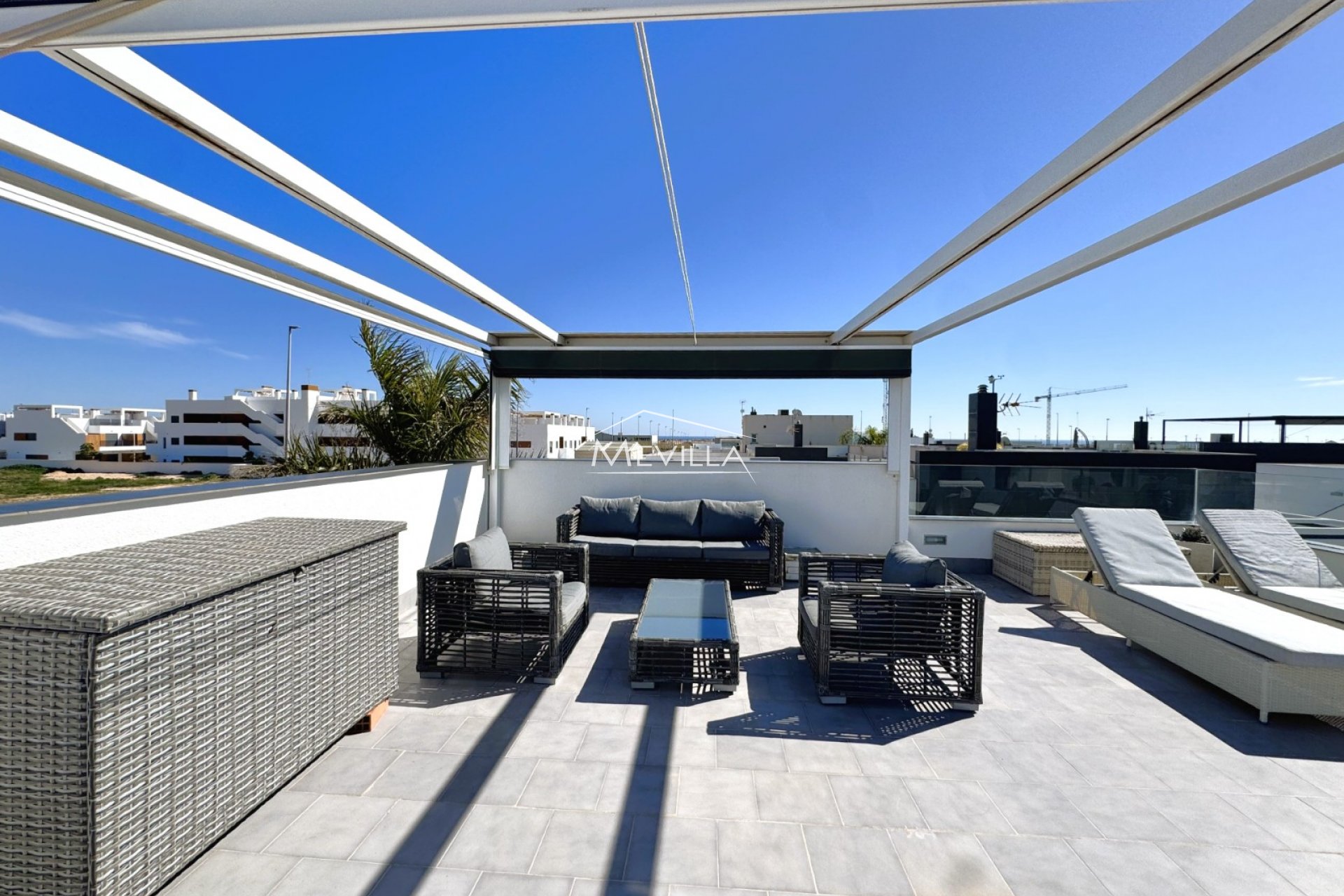 Reventas - Chalet / Villa - Pilar de la Horadada