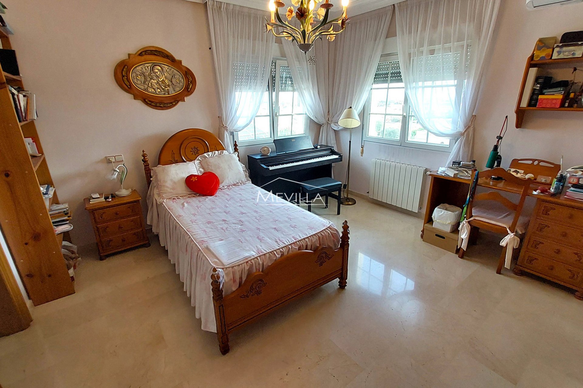 Reventas - Chalet / Villa - Torrevieja - Los Balcones