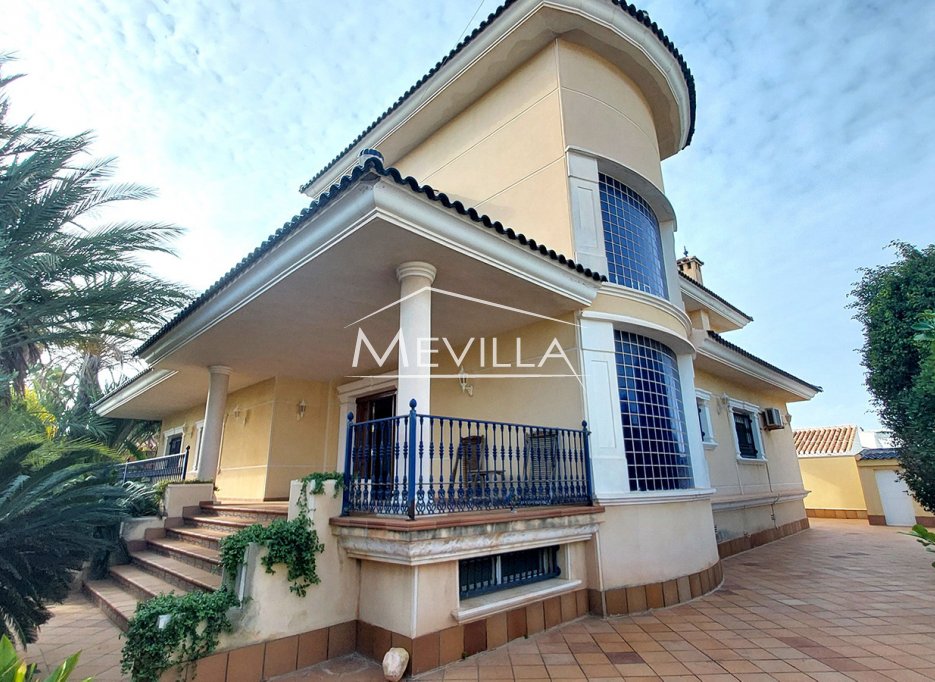 Reventas - Chalet / Villa - Torrevieja