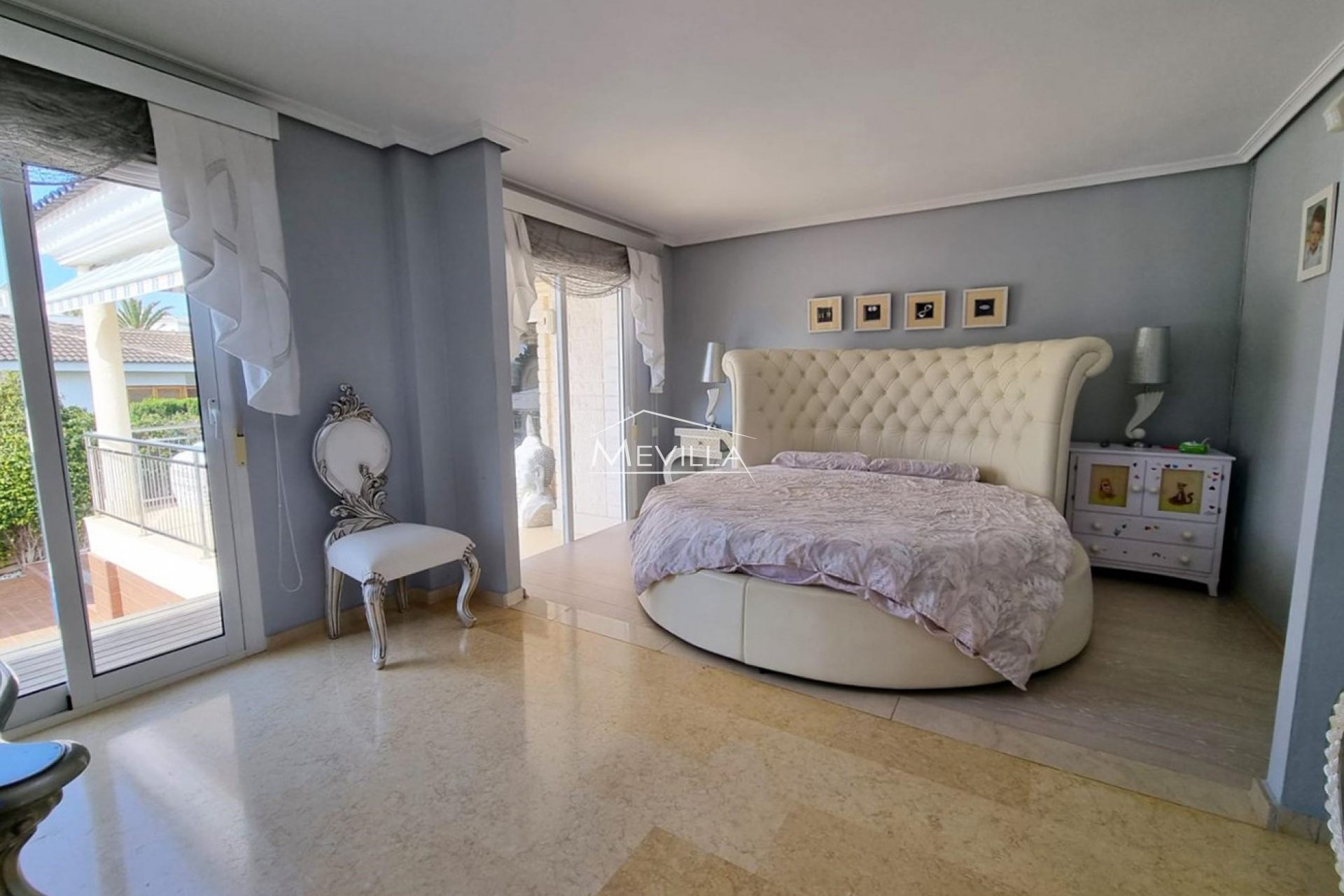 Reventas - Chalet / Villa - Torrevieja