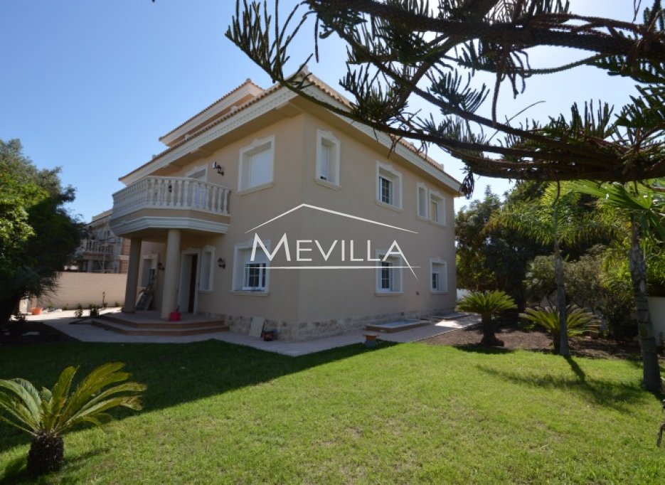 Reventes - Villa - Orihuela Costa - Cabo Roig